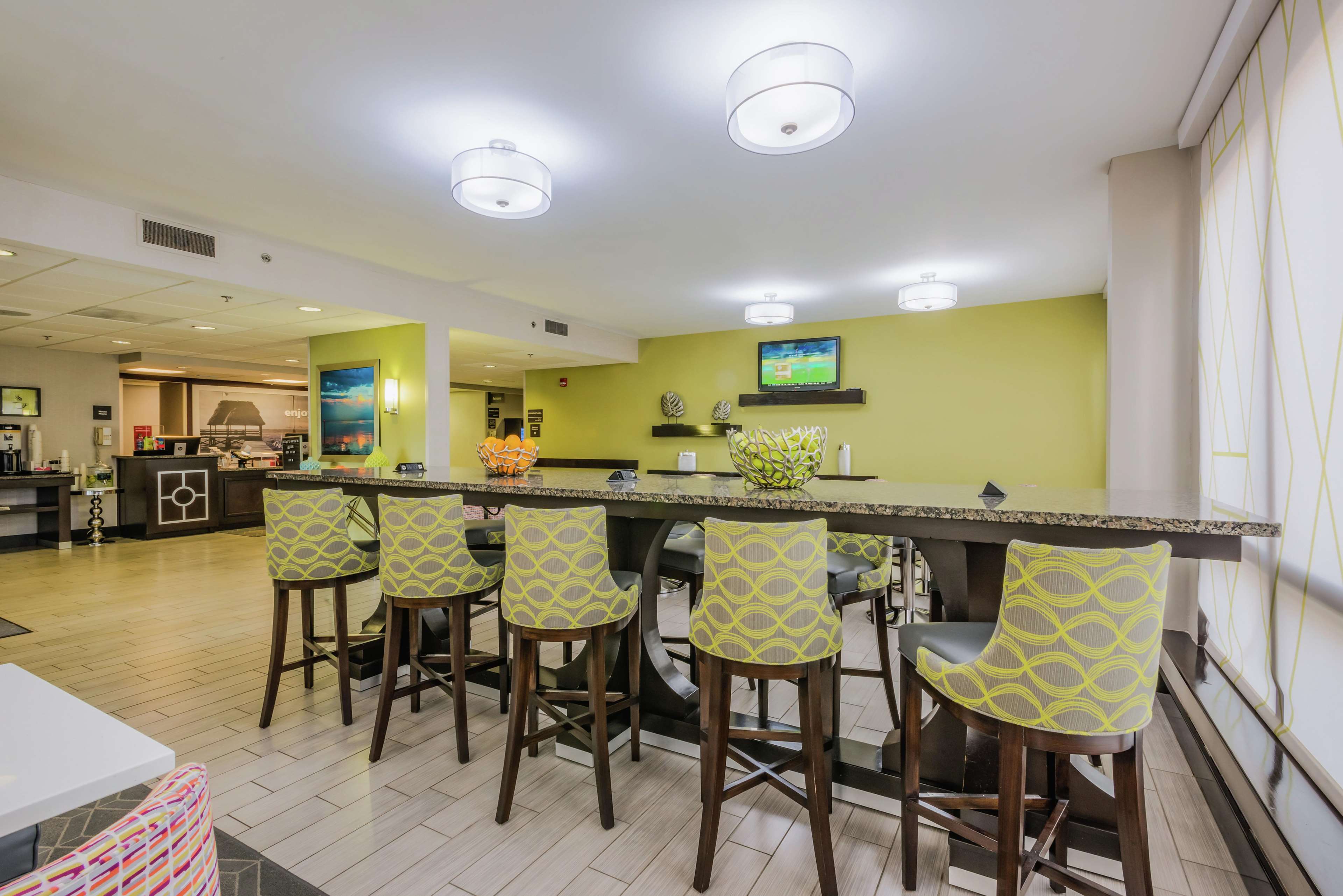 Hampton Inn Tampa-International Airport/Westshore Photo