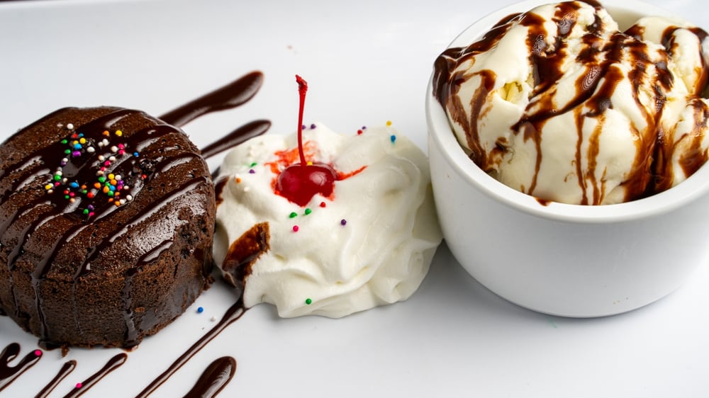 Chocolate Lava Cake W/ice Cream