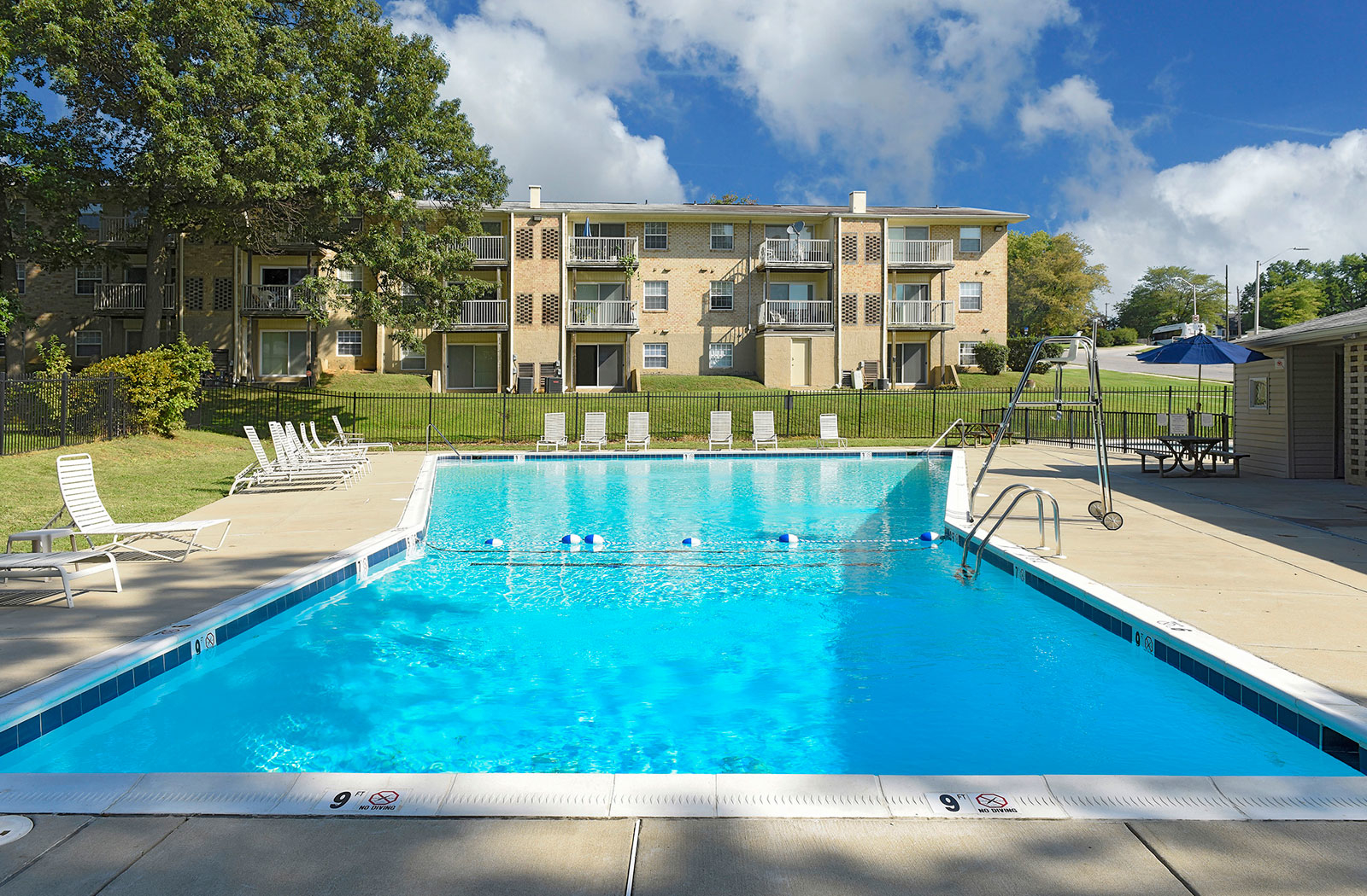 Kenilworth at Hazelwood Apartments in Baltimore, MD (410) 4886...
