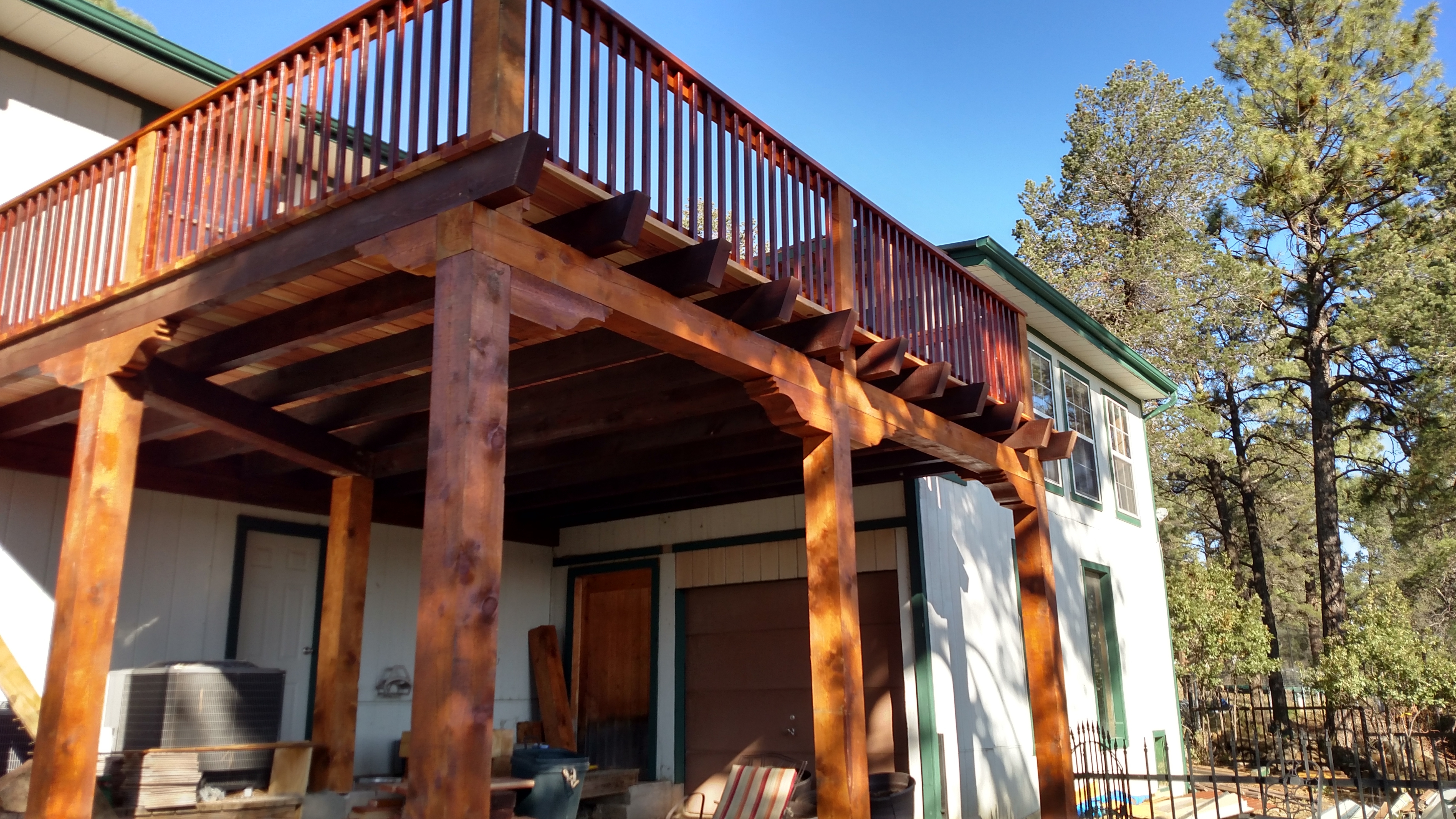 Ridge Walker Roofing Logo