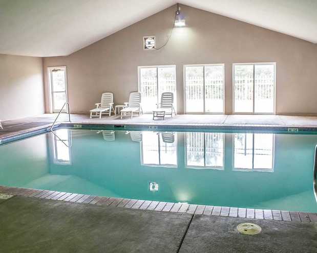 Images Comfort Inn & Suites