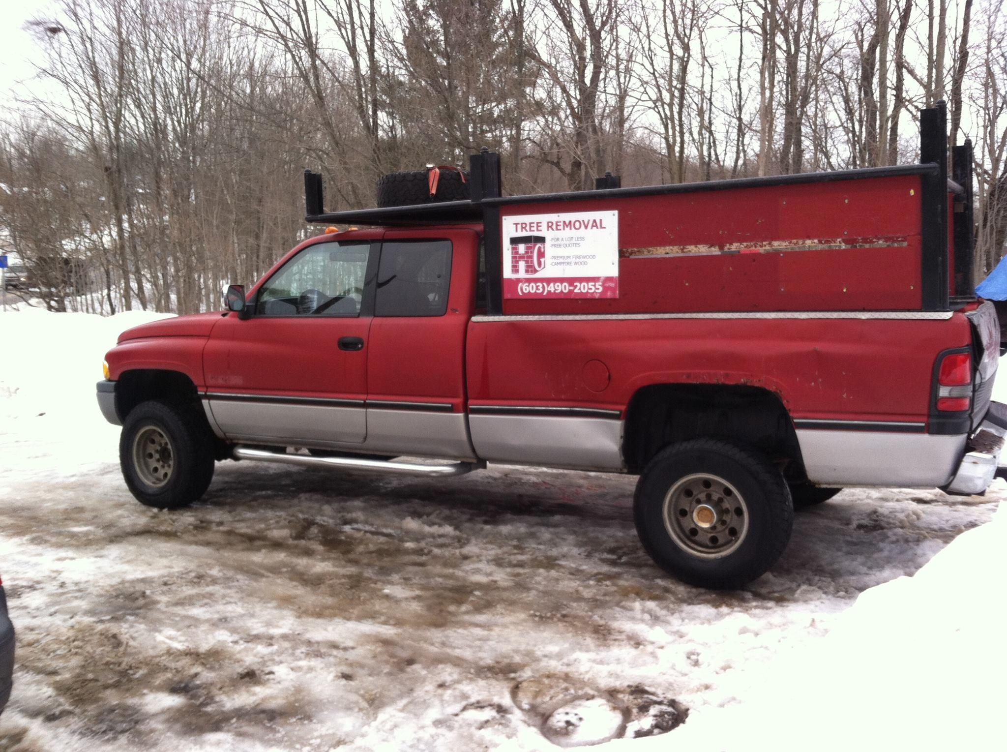 Higher Ground Tree, LLC Logo