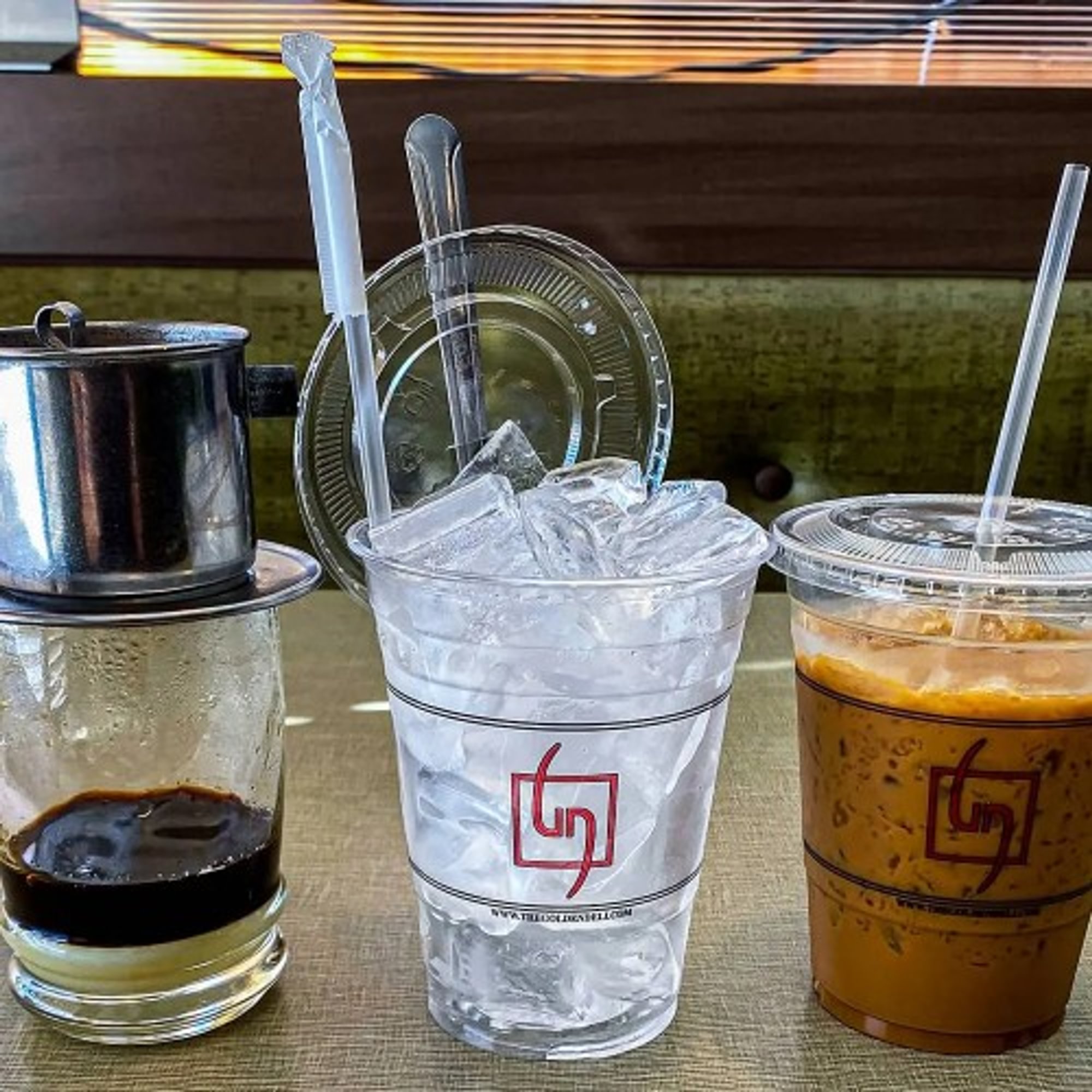 Ice French Roasted Coffee / Ca Phe Den Da