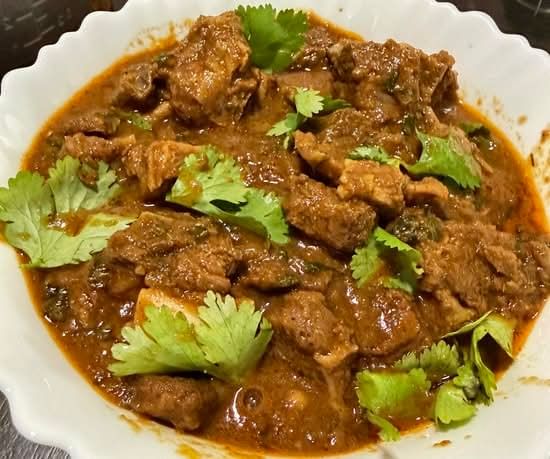 Paratha With Goat Curry