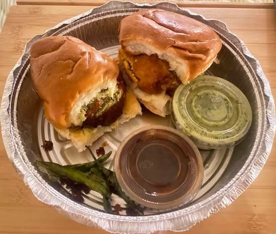Vada pav