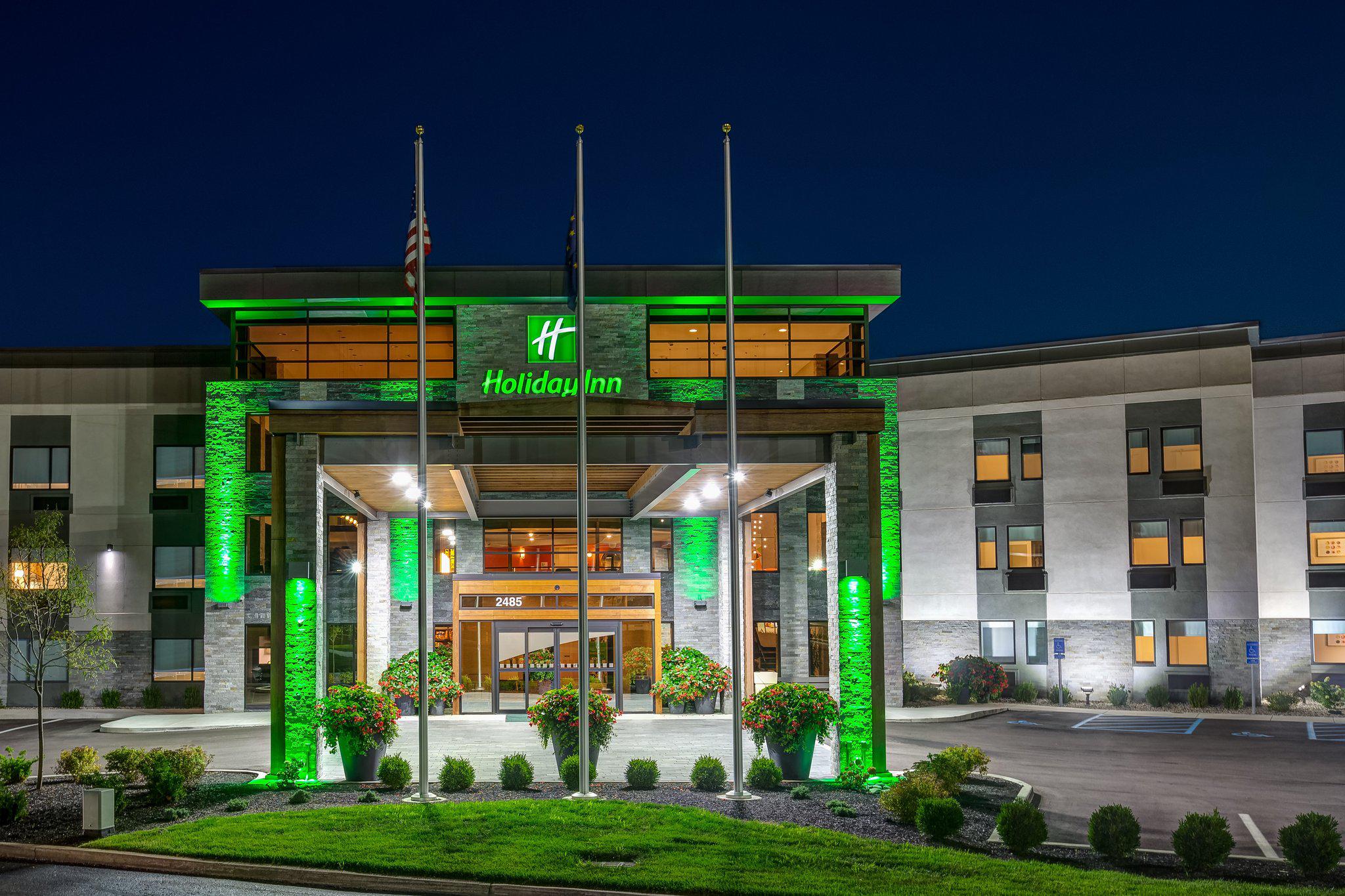 Holiday Inn Columbus Photo