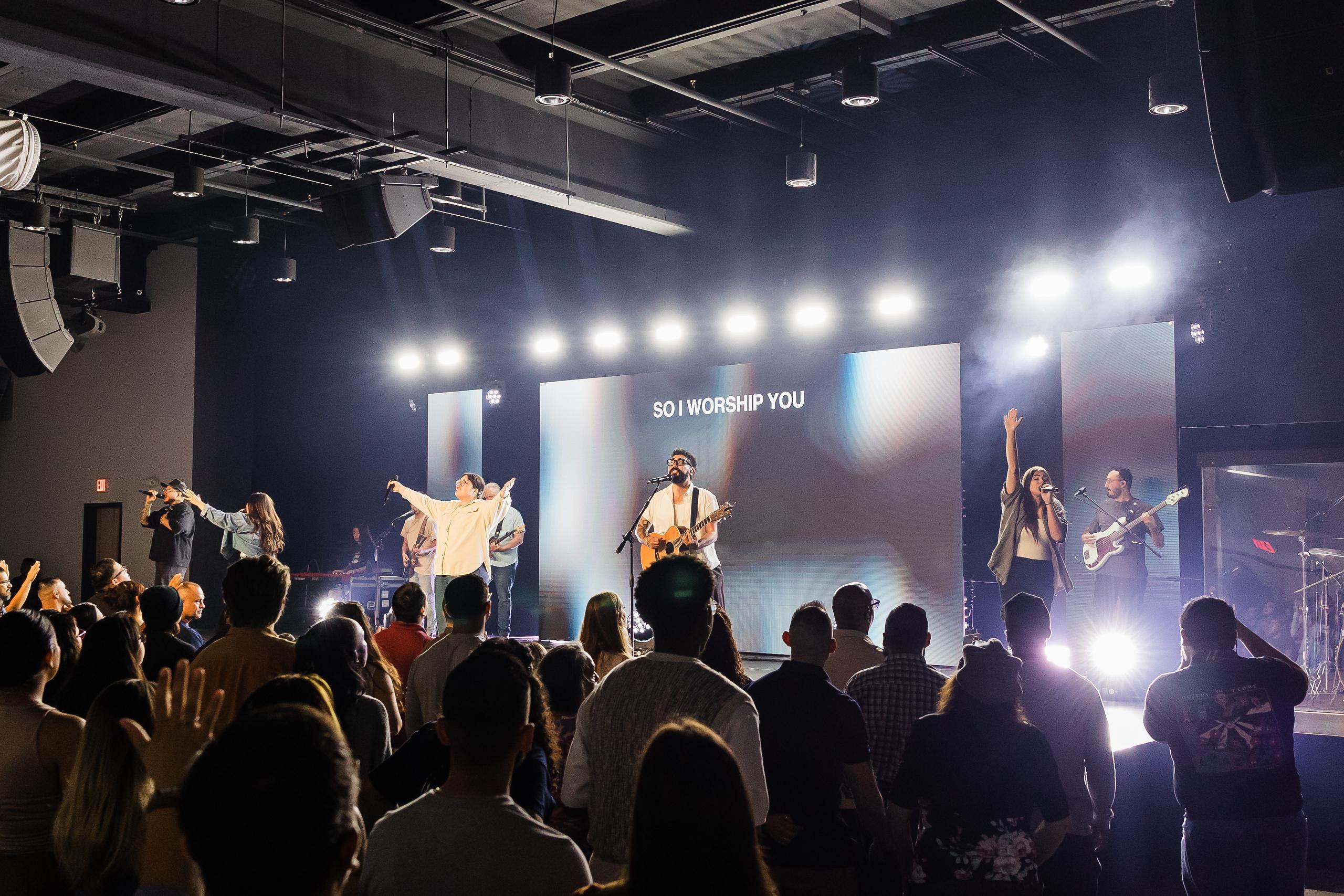 Pearl St. Church Image