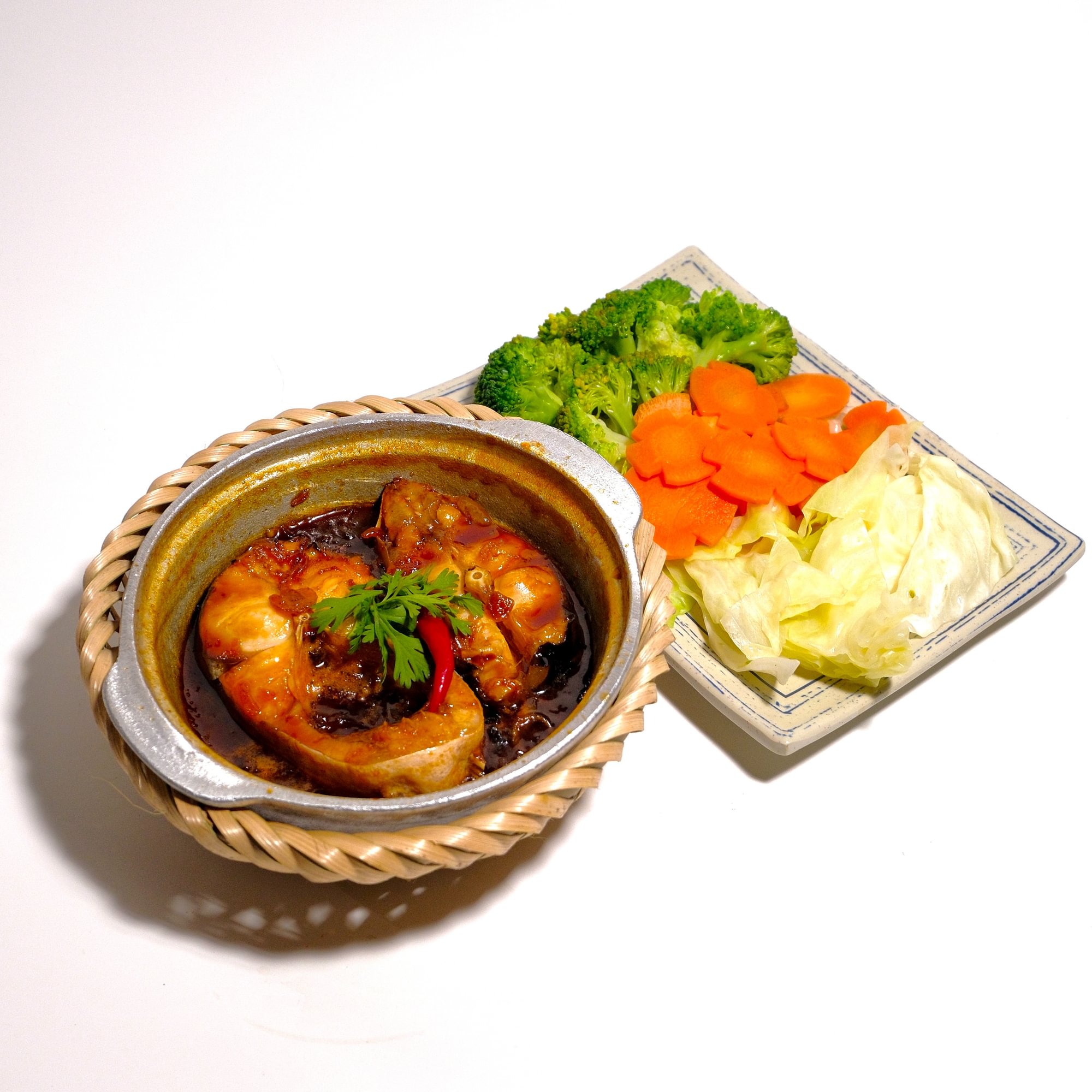 Braised Catfish or Salmon Clay Pot Rice / Cơm Cá Kho Tộ