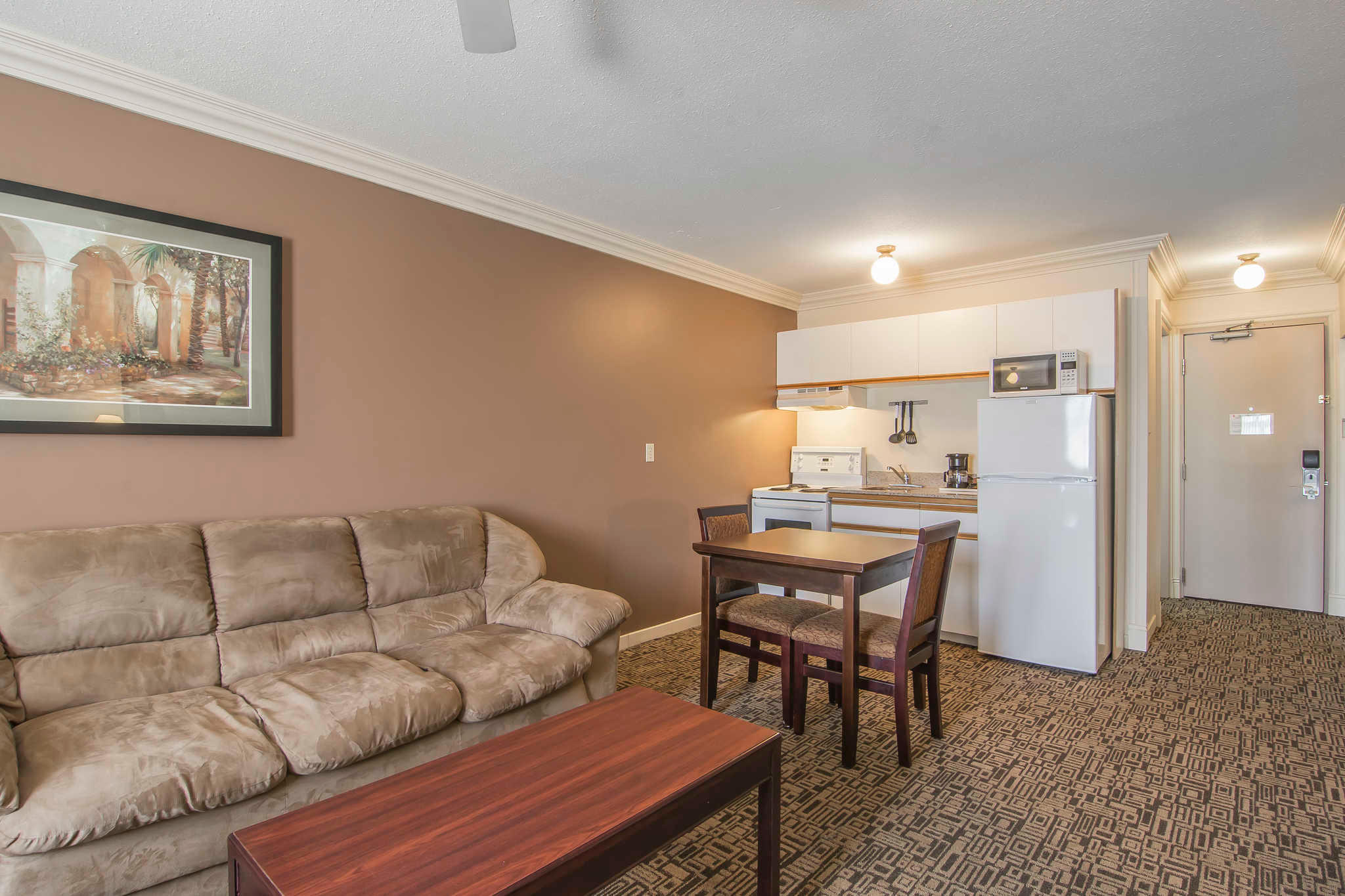 Images Quality Inn & Suites