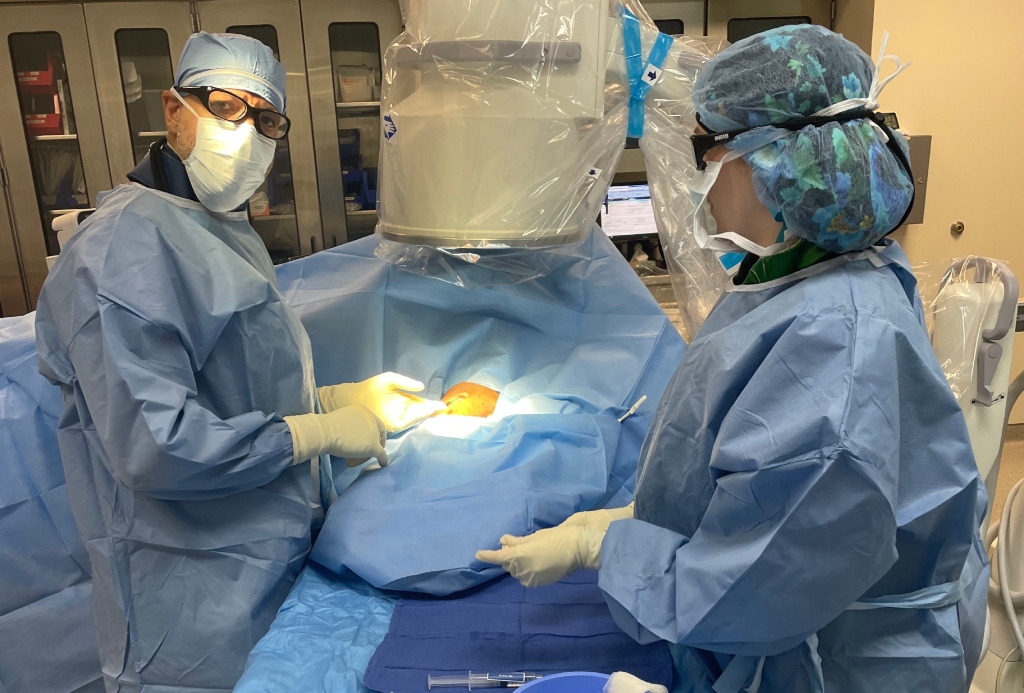 Doing surgery at Azura Surgery Center Renalus Pensacola