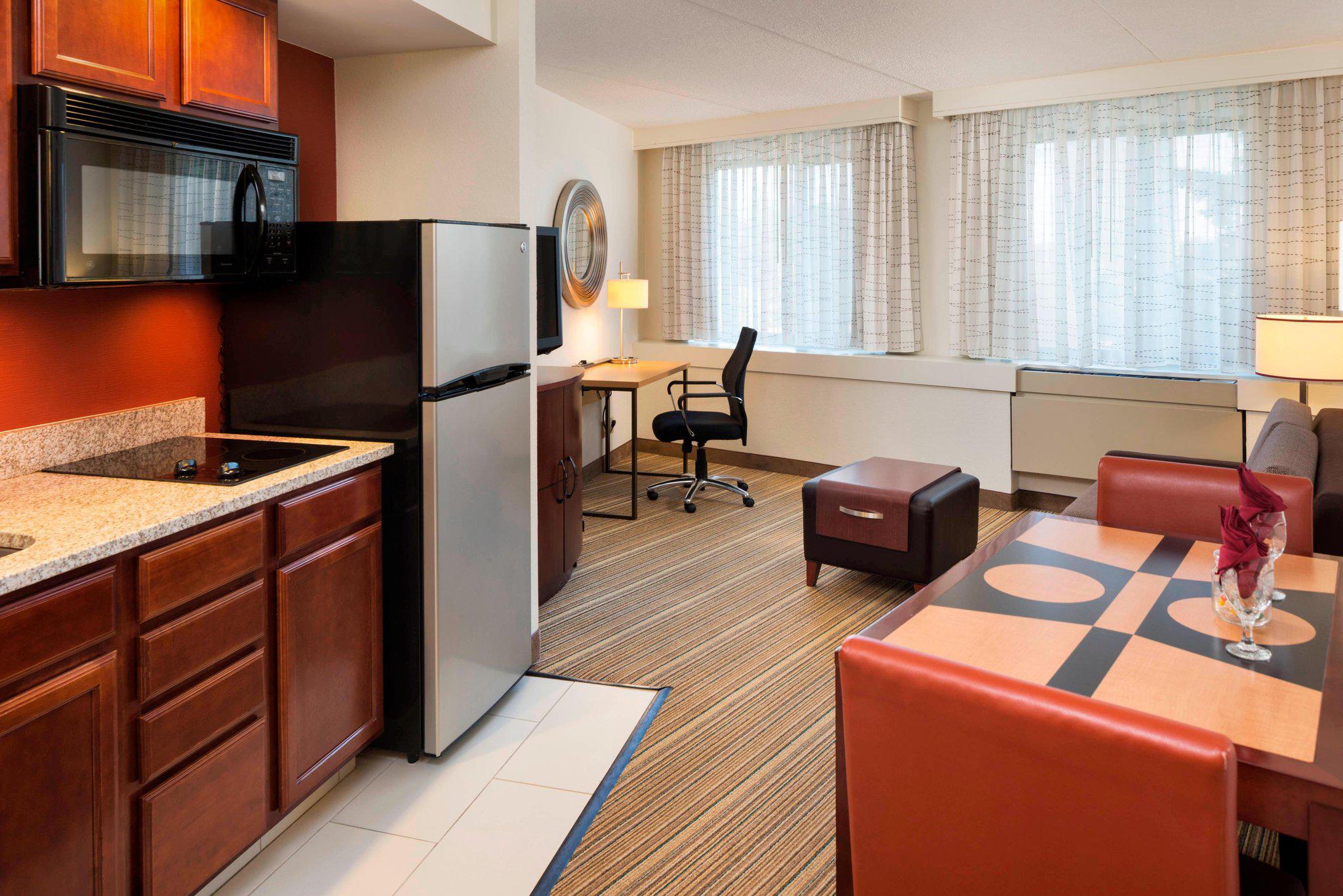 Residence Inn by Marriott Minneapolis Edina Photo