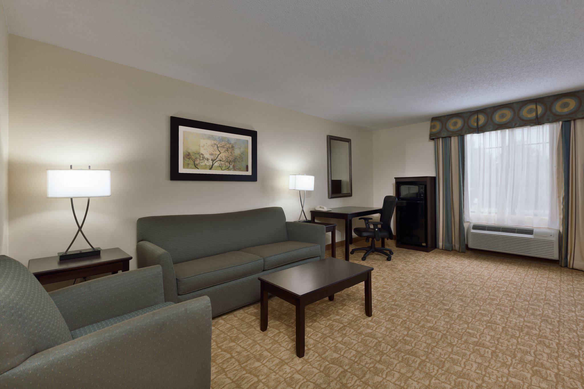 Holiday Inn Express Winston-Salem Photo