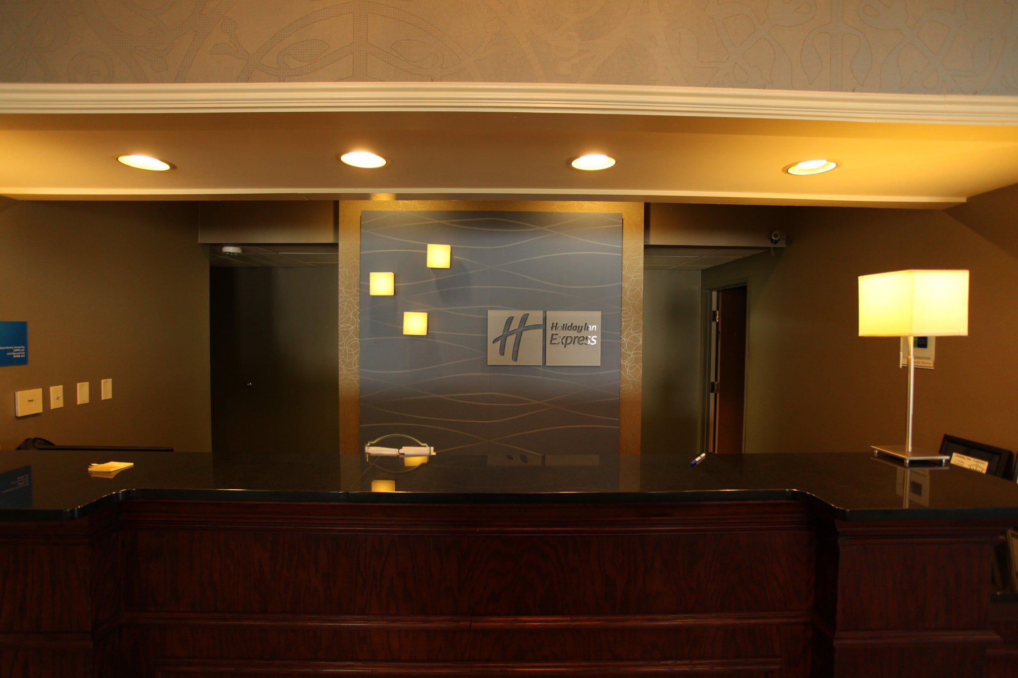 Holiday Inn Express Fort Smith Executive Park Photo