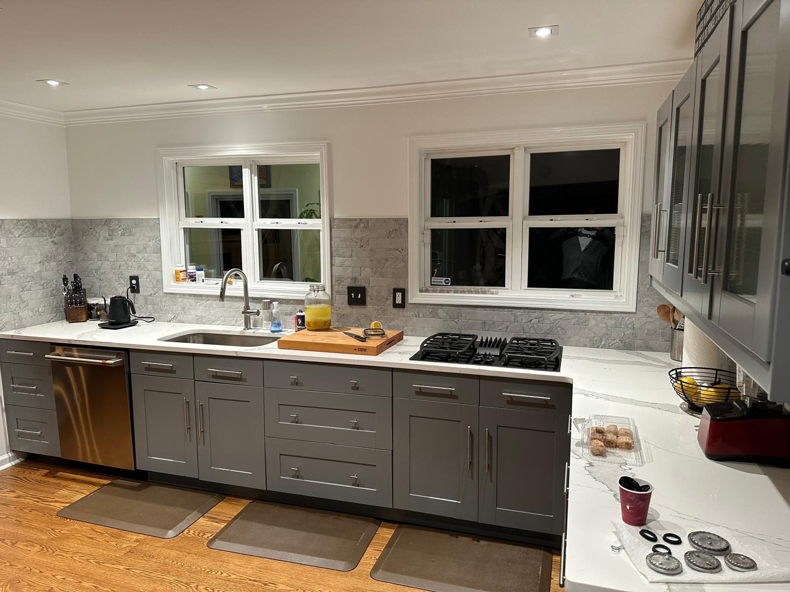 Mike's Painting & Home Improvement Image