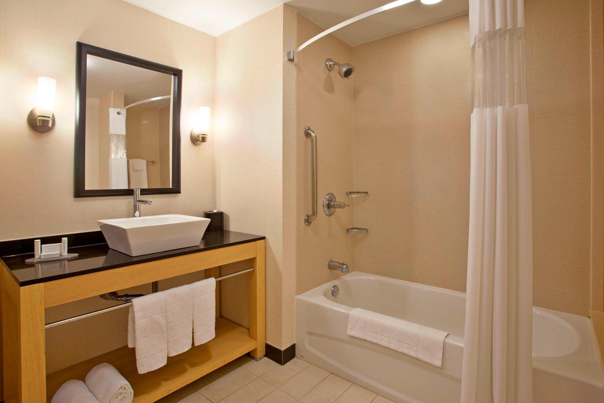 SpringHill Suites by Marriott Minneapolis-St. Paul Airport/Mall of America Photo