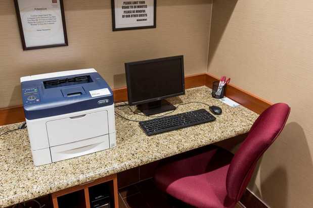 Images Comfort Suites