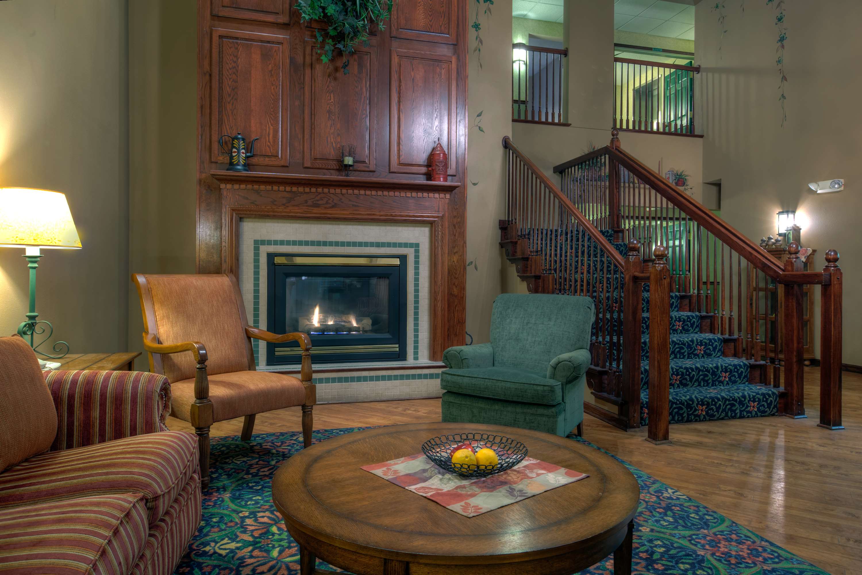 Country Inn & Suites by Radisson, Waterloo, IA Photo