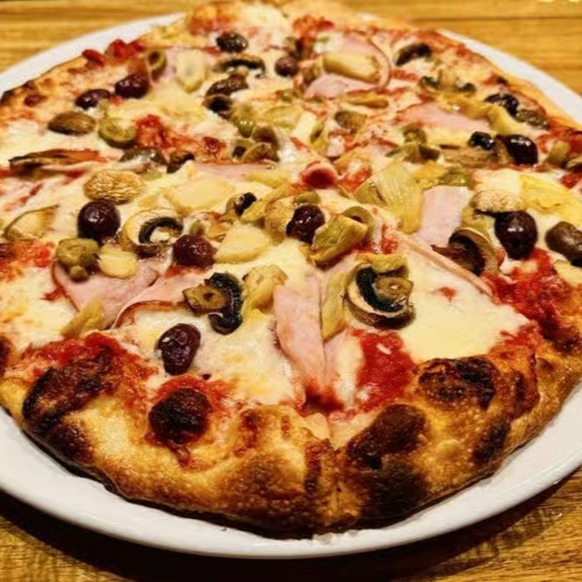 Capricciosa Pizza