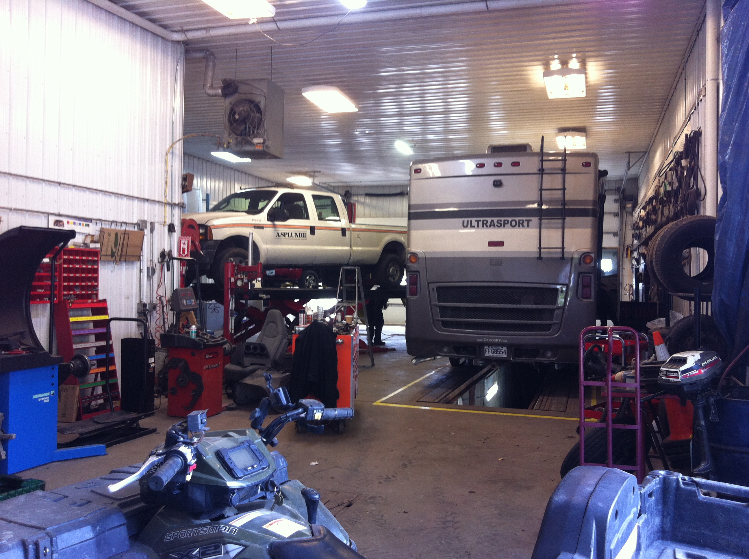 OK Pneus, SteBrigittedesSaults QC Ourbis