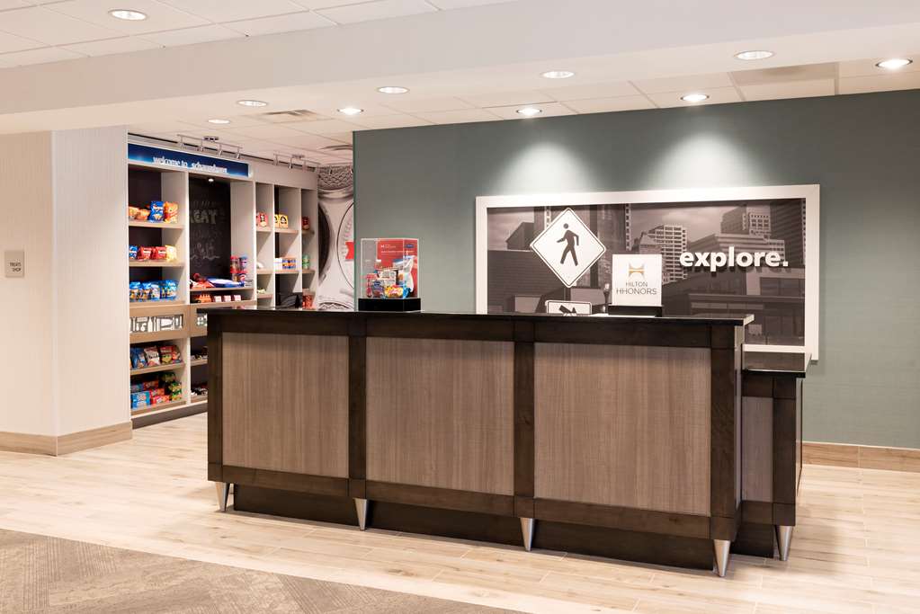 Hampton Inn & Suites Chicago Schaumburg Image