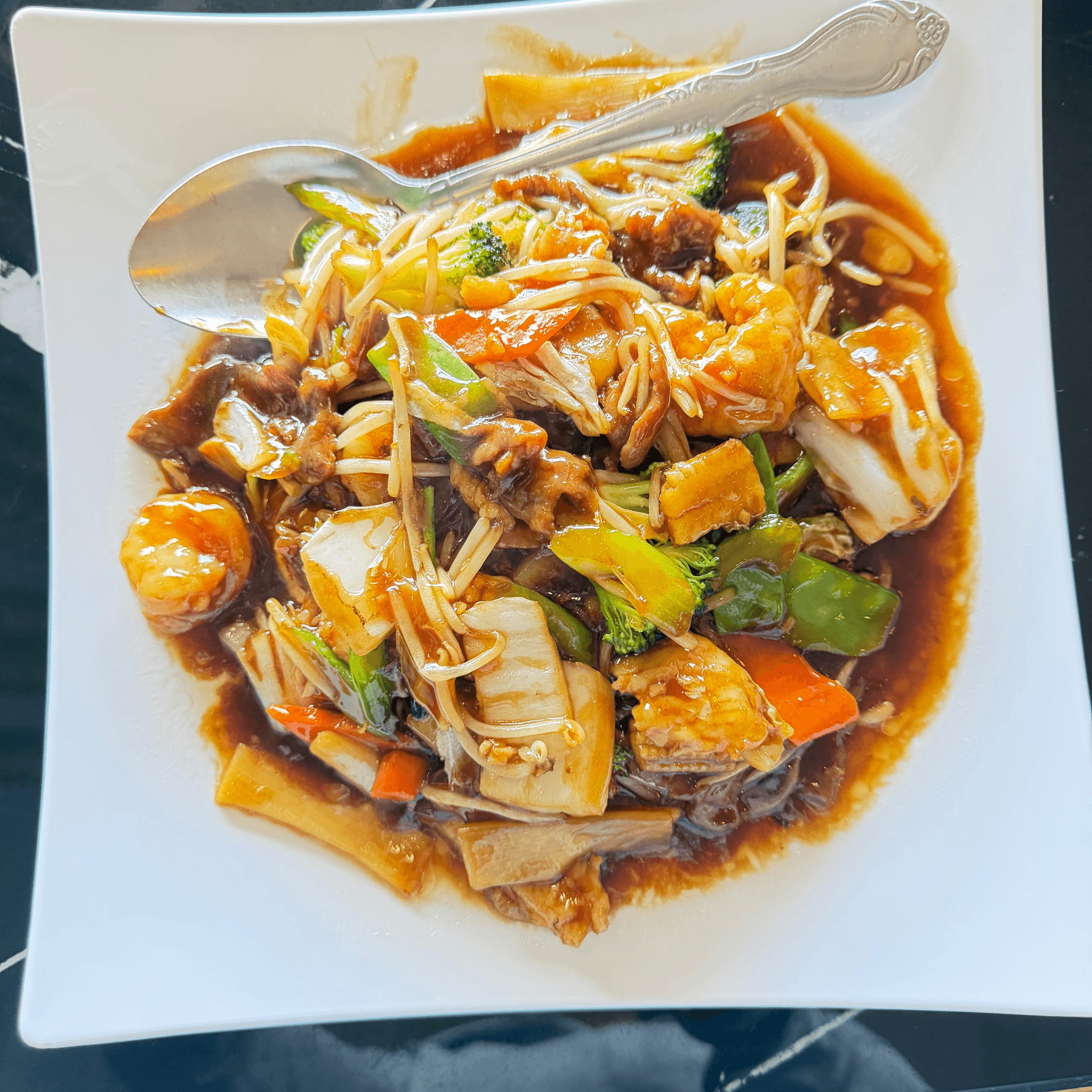 (D15) House Chop Suey