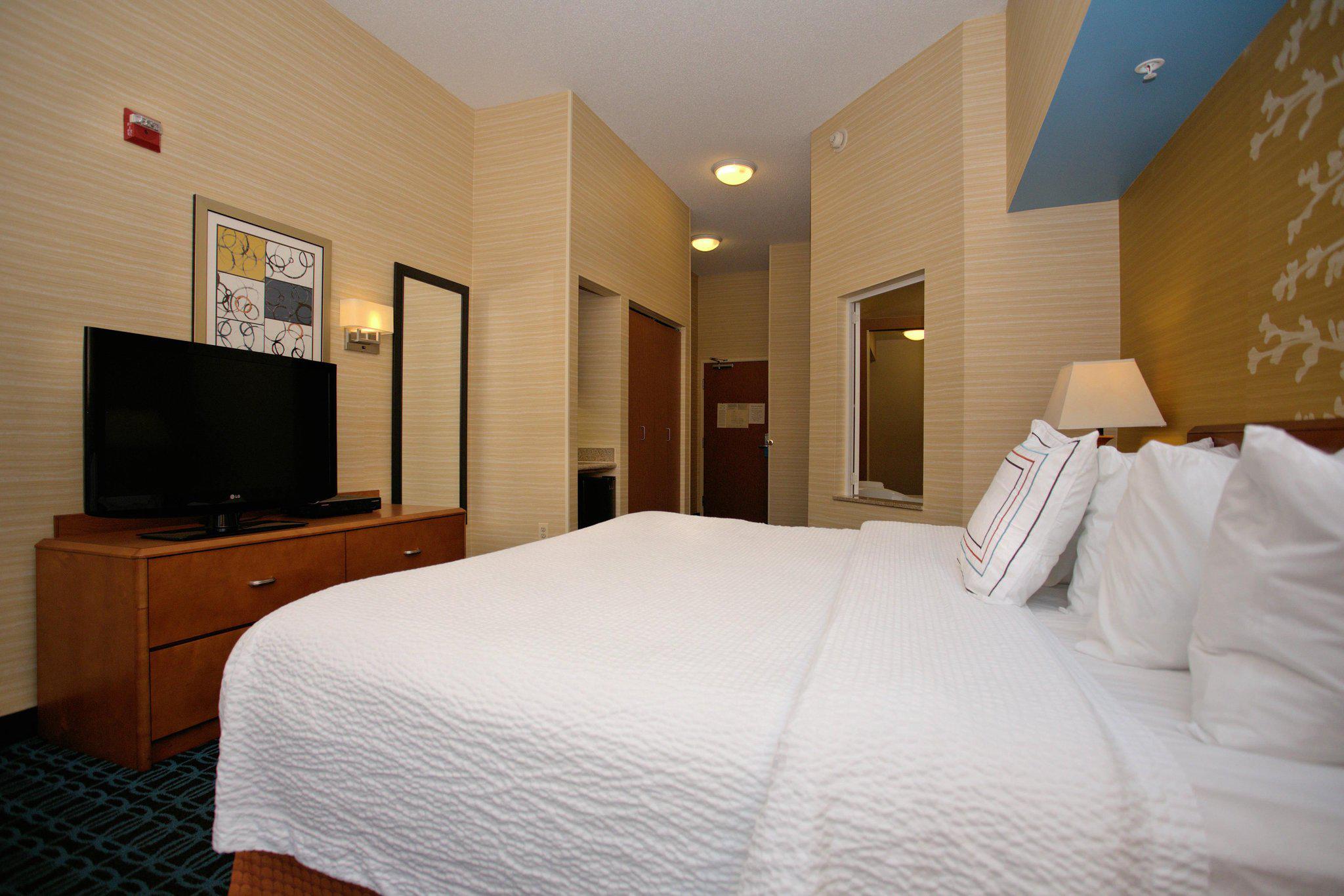 Fairfield Inn & Suites by Marriott Edison-South Plainfield Photo