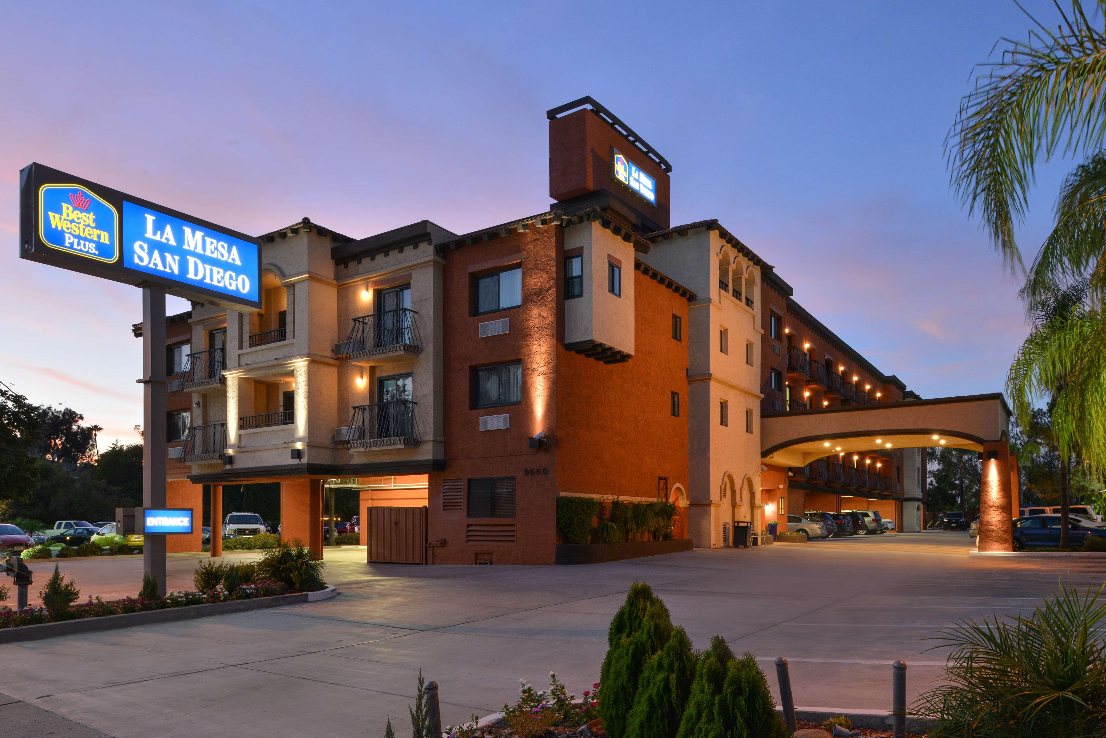 Best Western Plus La Mesa San Diego 9550 Murray Dr, La Mesa, CA