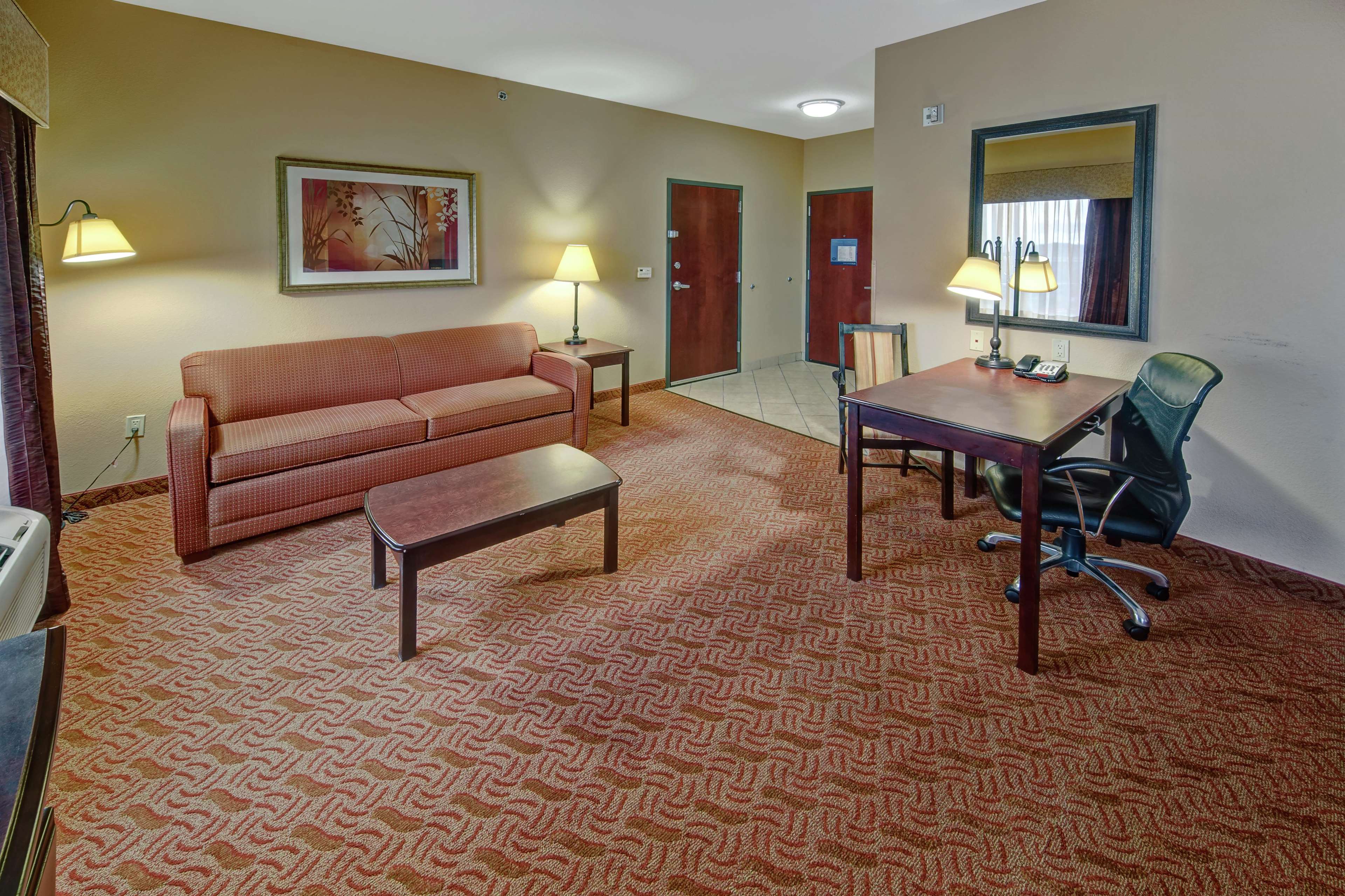 Hampton Inn & Suites Corsicana Photo