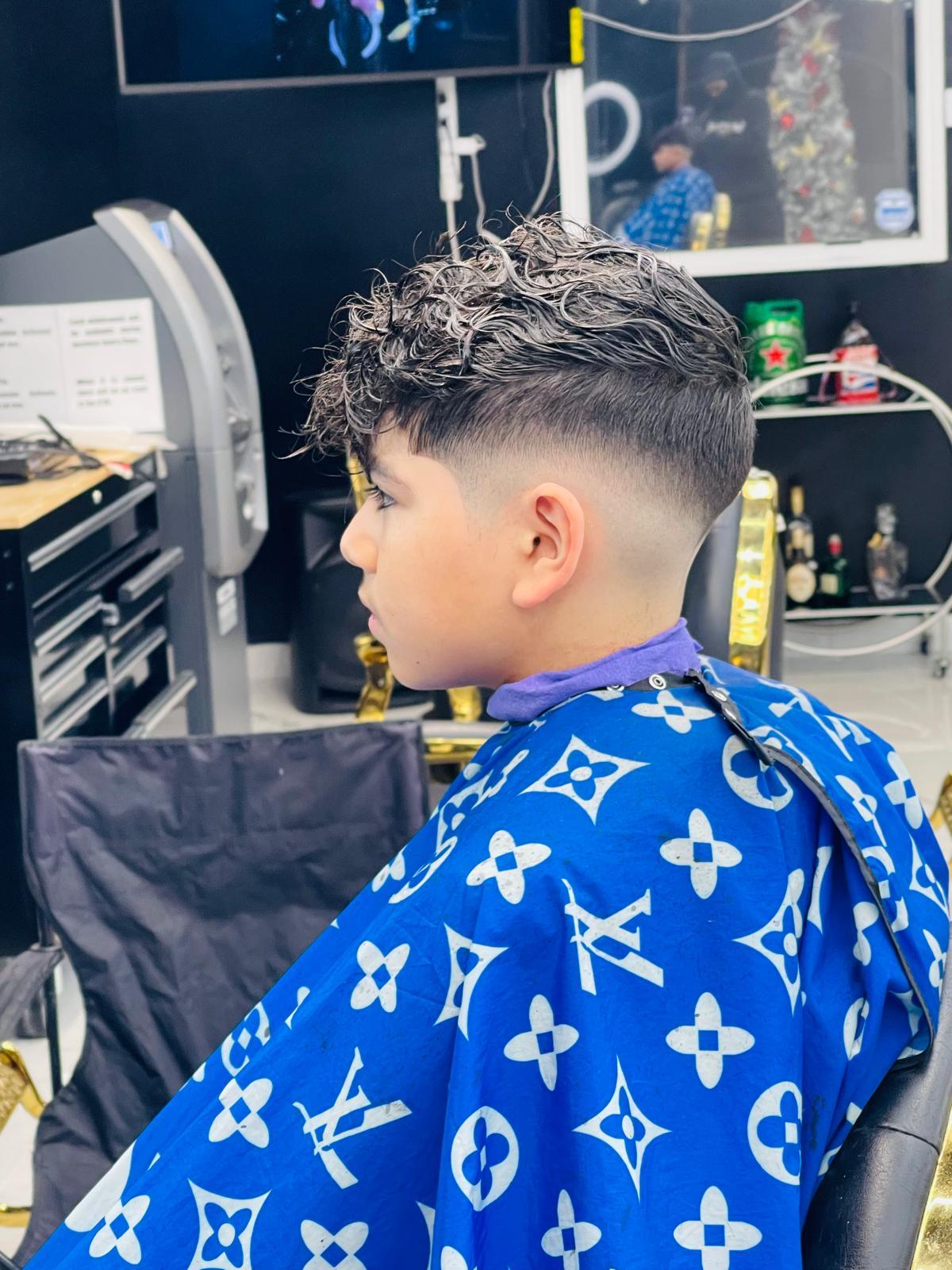 Cash RD Barbershop Image