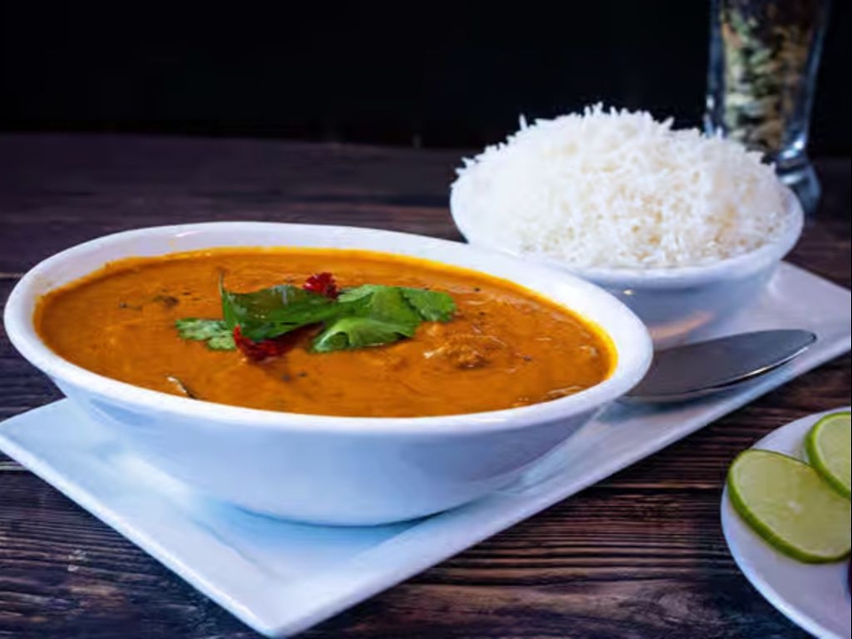 MANGO CHICKEN CURRY