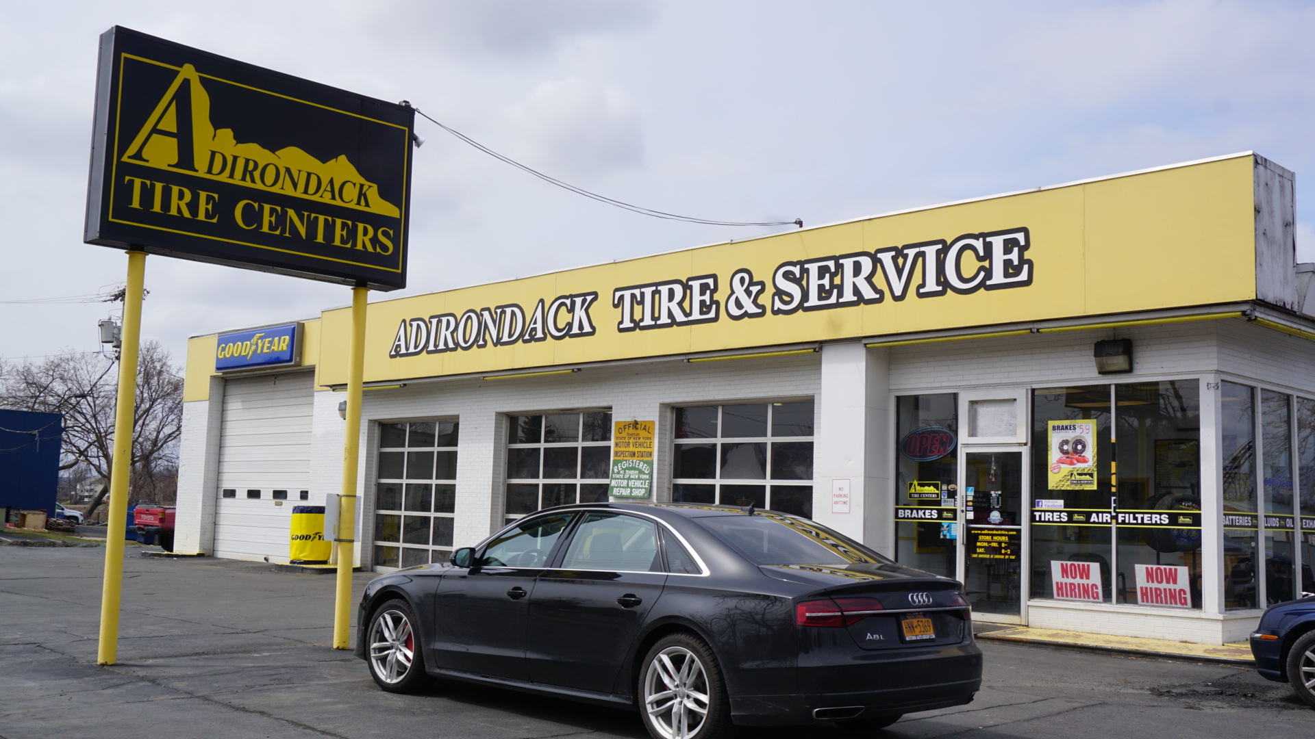 Adirondack Tire &amp; Service Logo