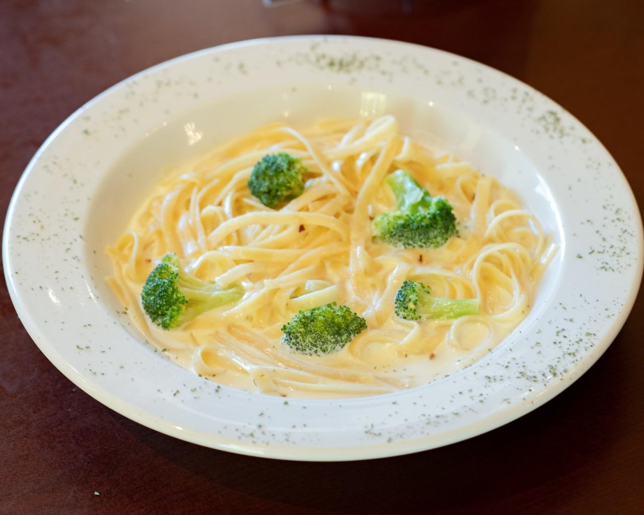 Fettuccine Alfredo with Broccoli