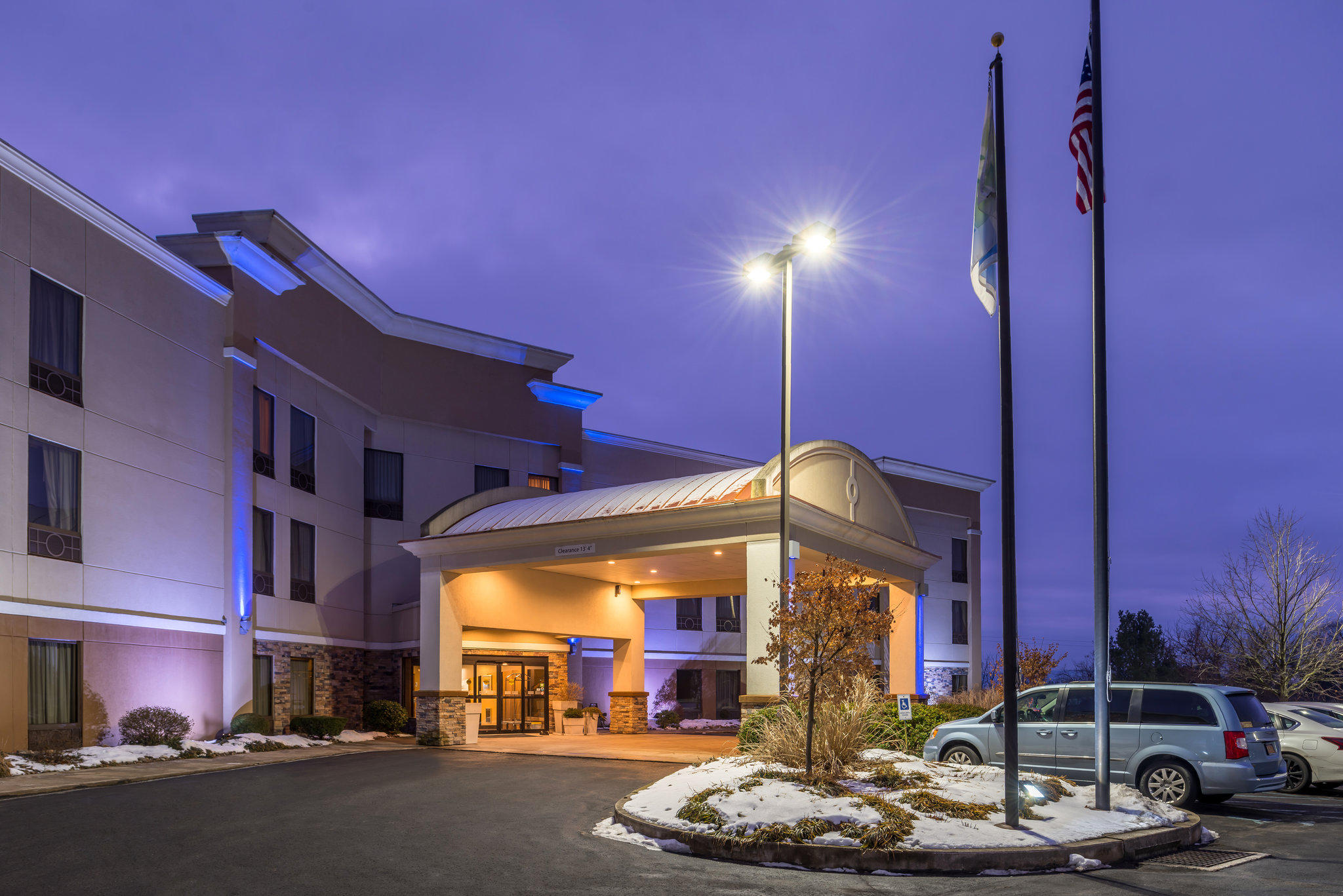 Holiday Inn Express Lewisburg/New Columbia Photo