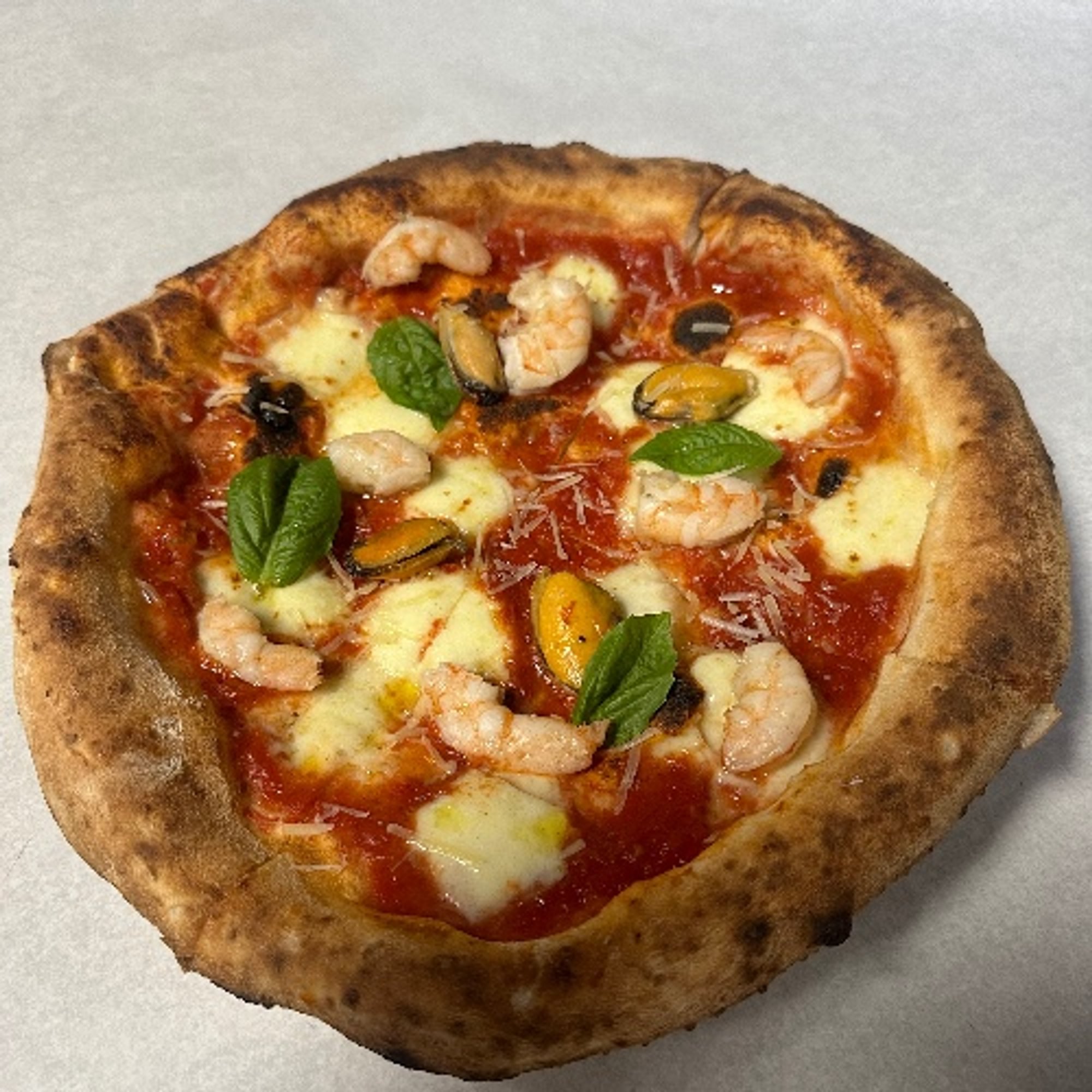 Pizza ai Frutti di Mare "Pizza Of The Sea"