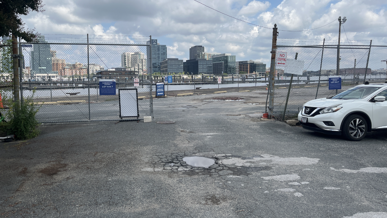 LAZ Parking - Harborview Marina Lot 7