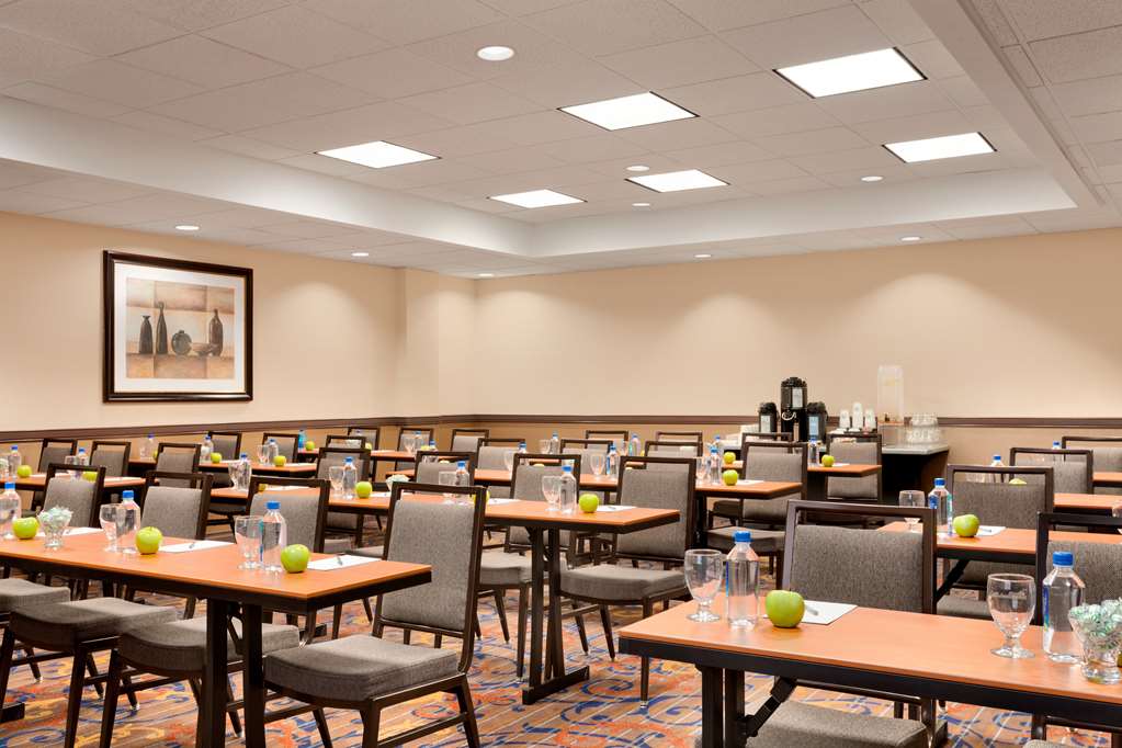 Embassy Suites by Hilton Santa Clara Silicon Valley Image
