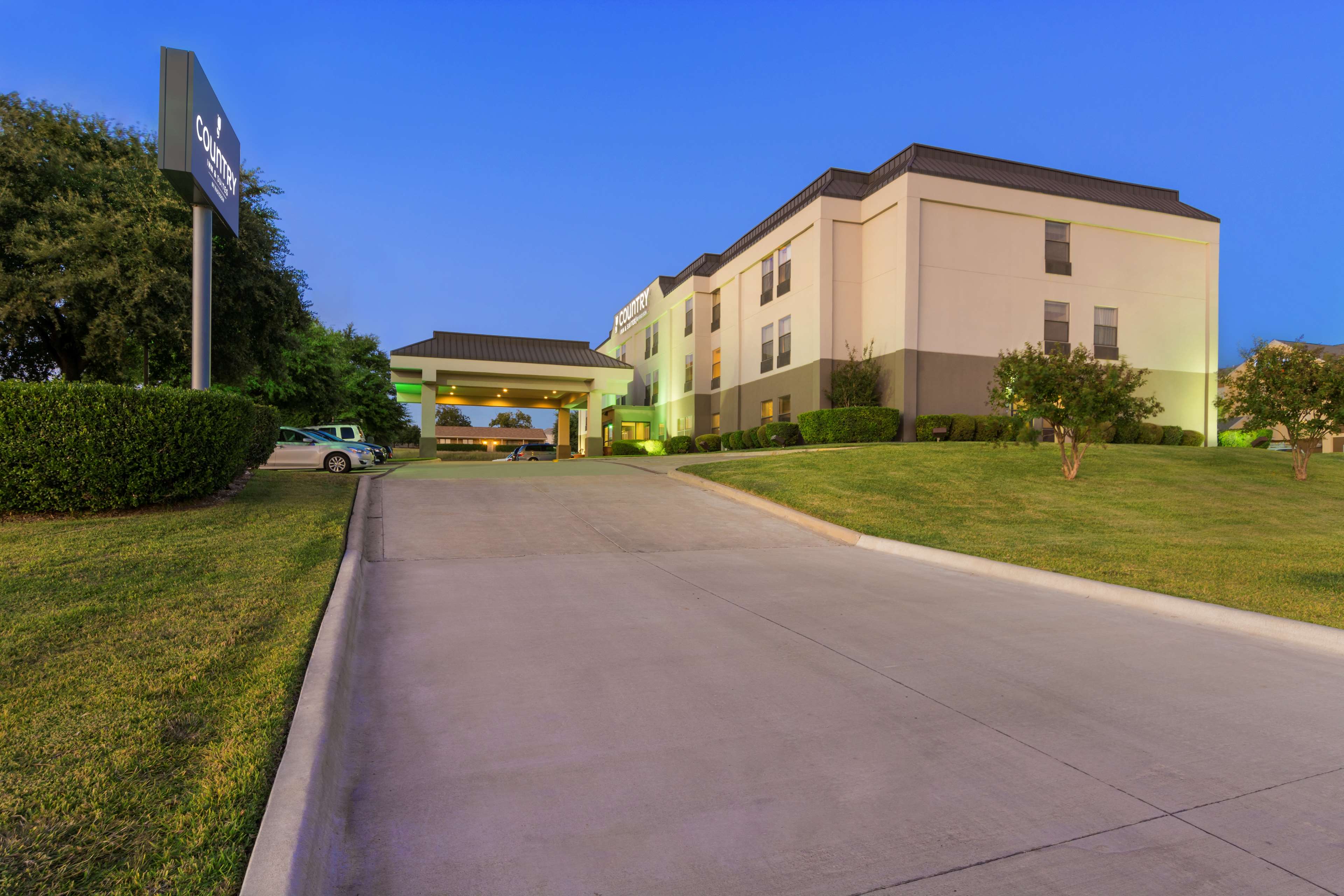 Country Inn & Suites by Radisson, Temple, TX Photo