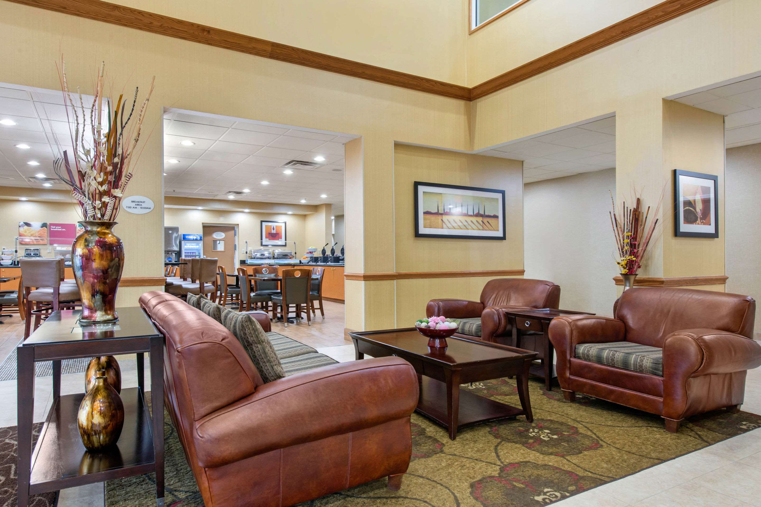 Comfort Suites Near Universal Orlando Resort Photo