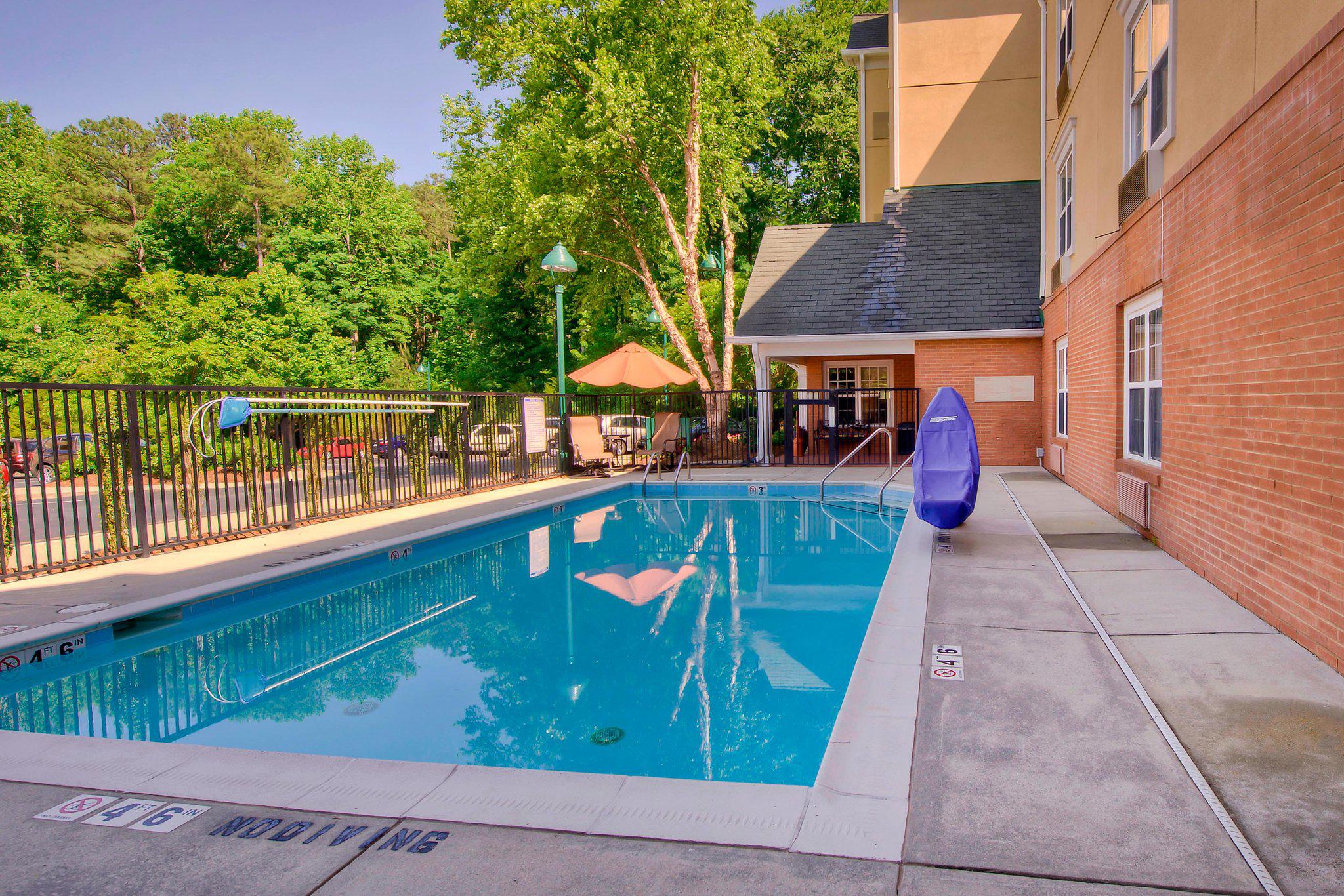 TownePlace Suites by Marriott Raleigh Cary/Weston Parkway Photo