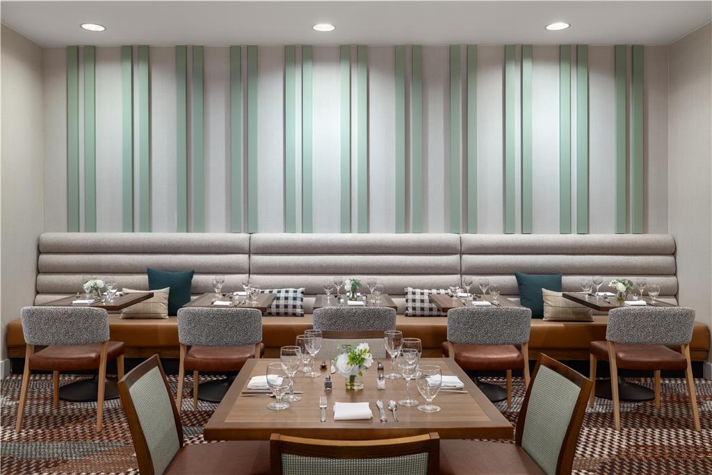 Hilton Garden Inn Arlington Shirlington Image