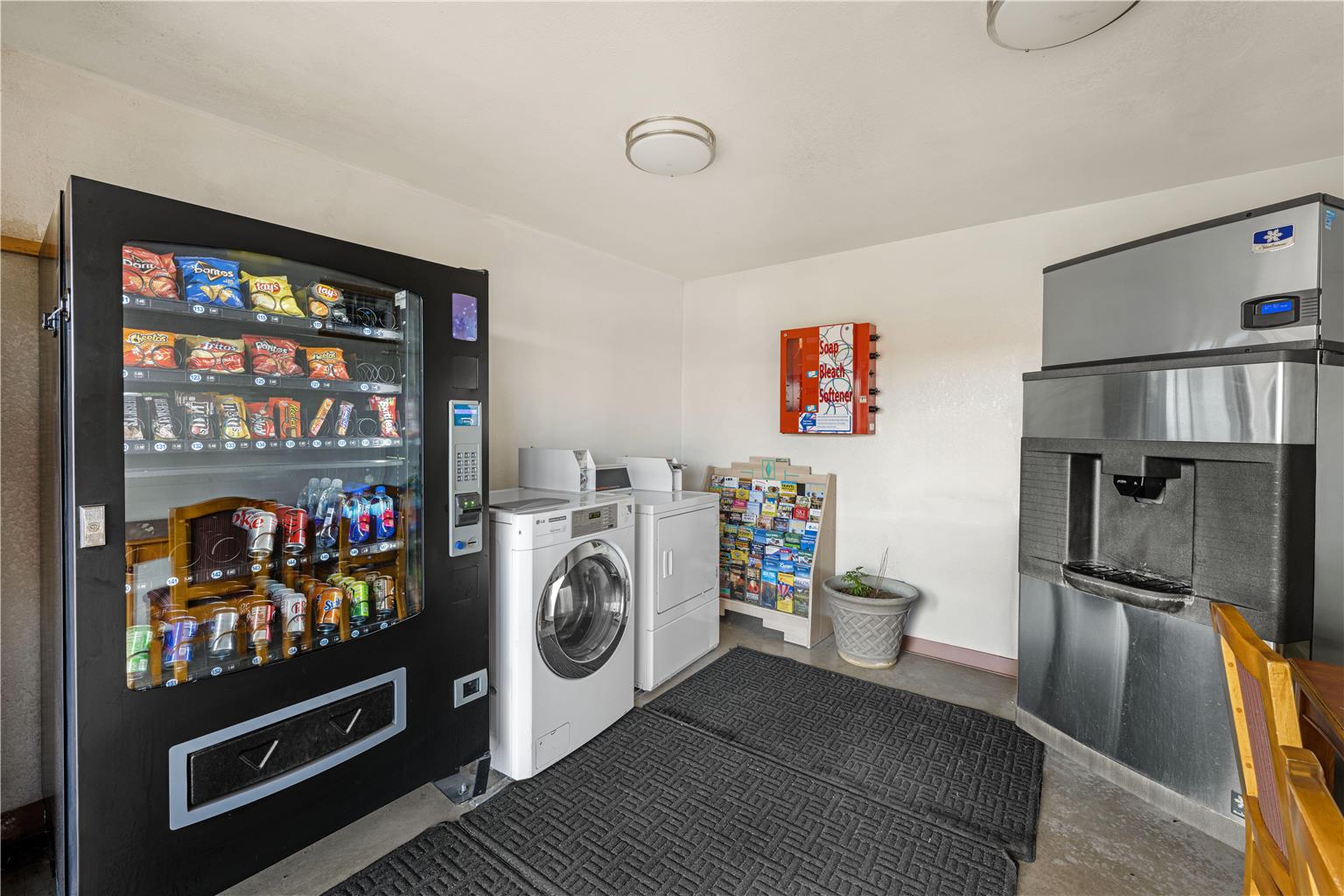 Best Western Santa Rosa Inn Image