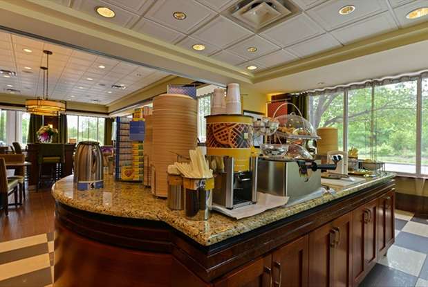 Images Hampton Inn Philadelphia/Bridgeport