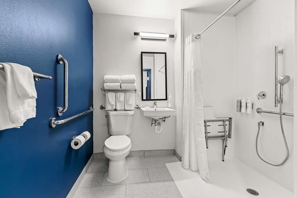 Spark by Hilton Hershey Near the Park Image