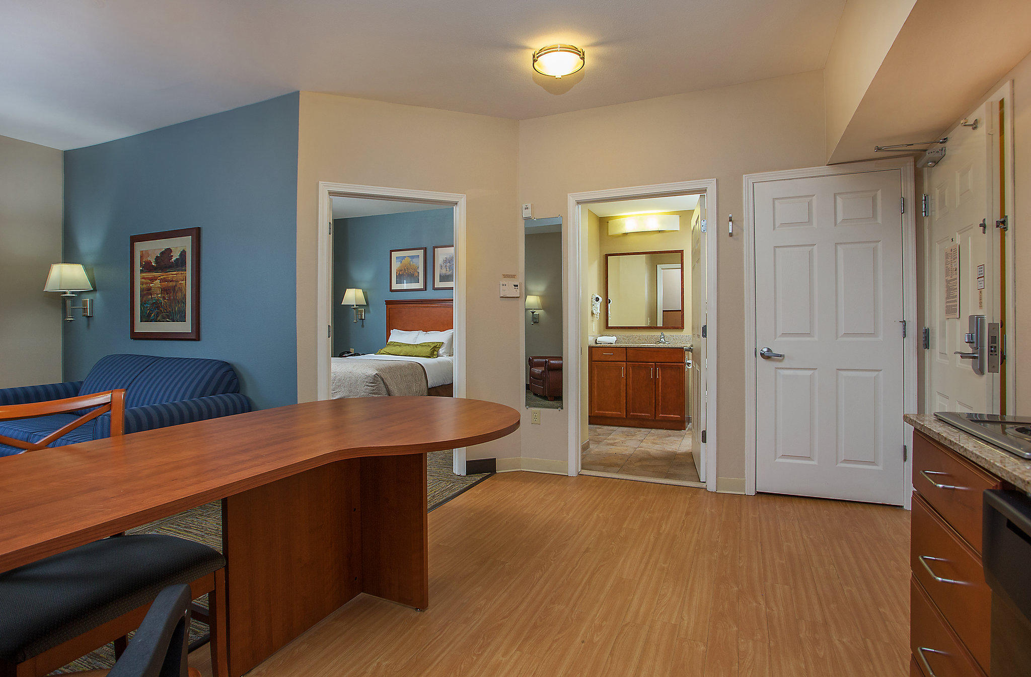 Candlewood Suites Tuscaloosa Photo