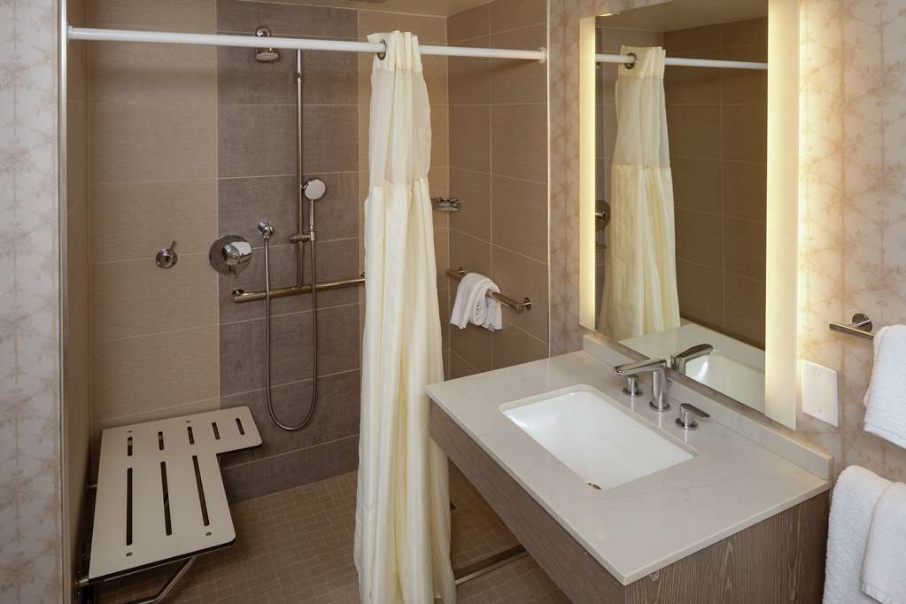 Hilton Birmingham Downtown at UAB Image