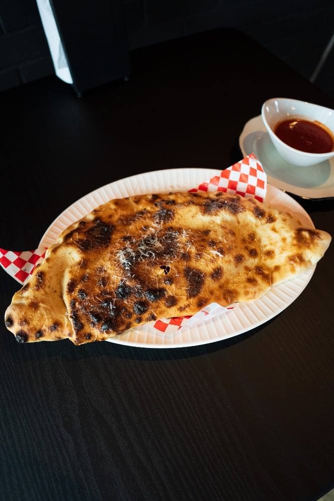CALZONE