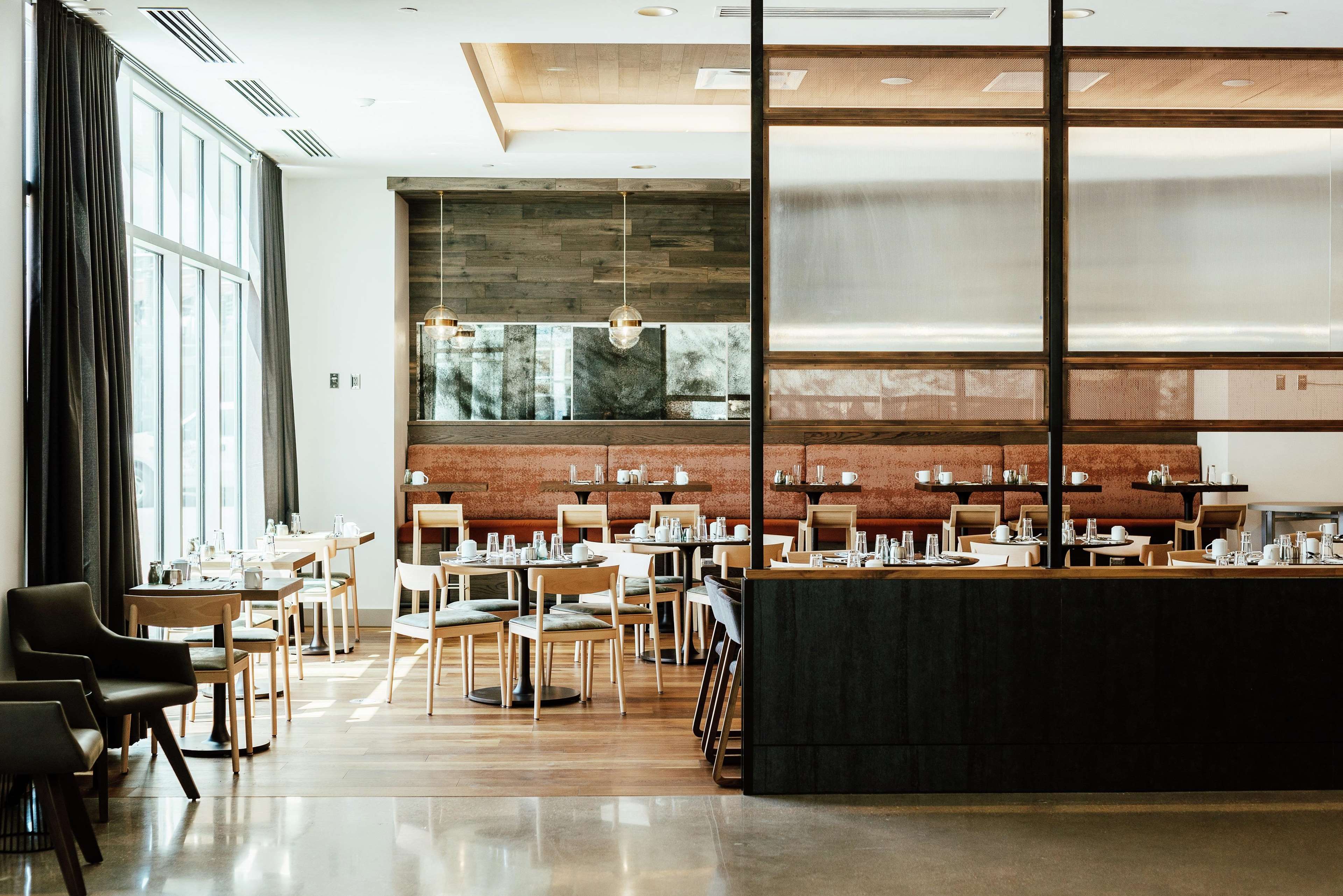 Hilton Garden Inn Denver Union Station Photo