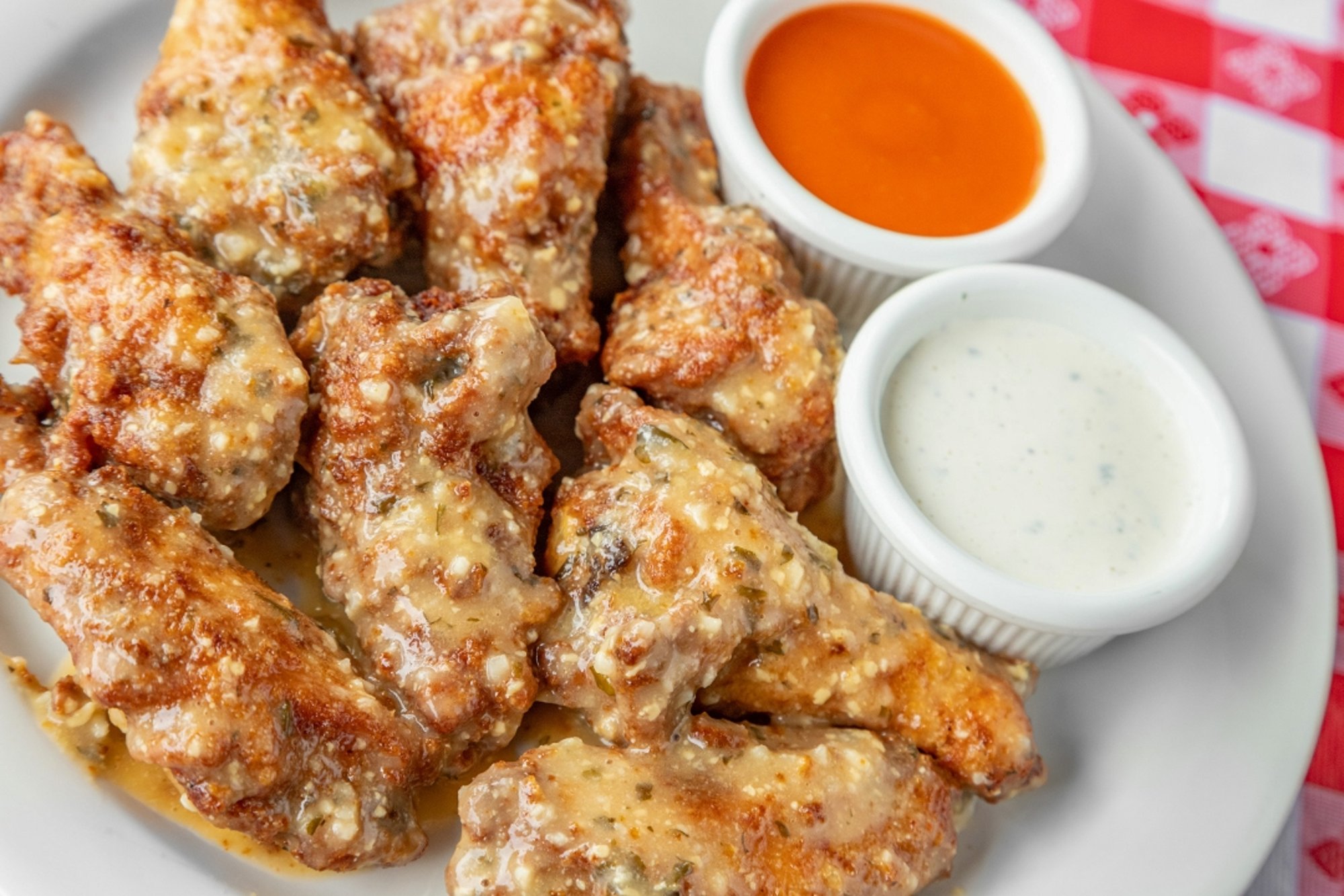 New! 6 Piece Garlic Parmesan Wings