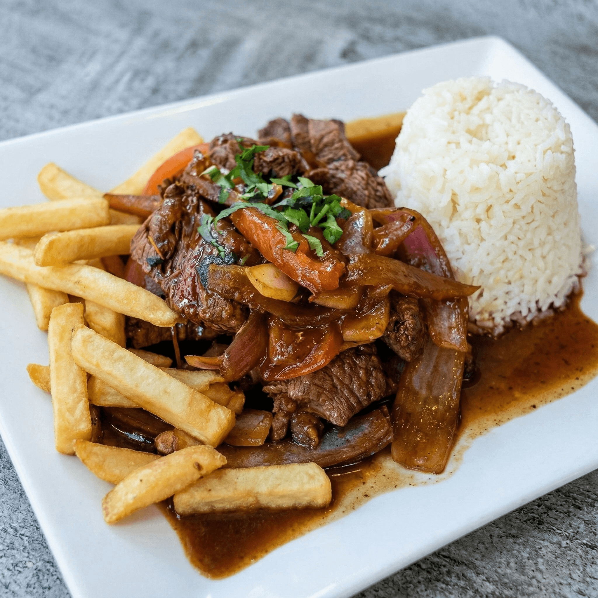 Lomo / Beef Saltados Al Wok