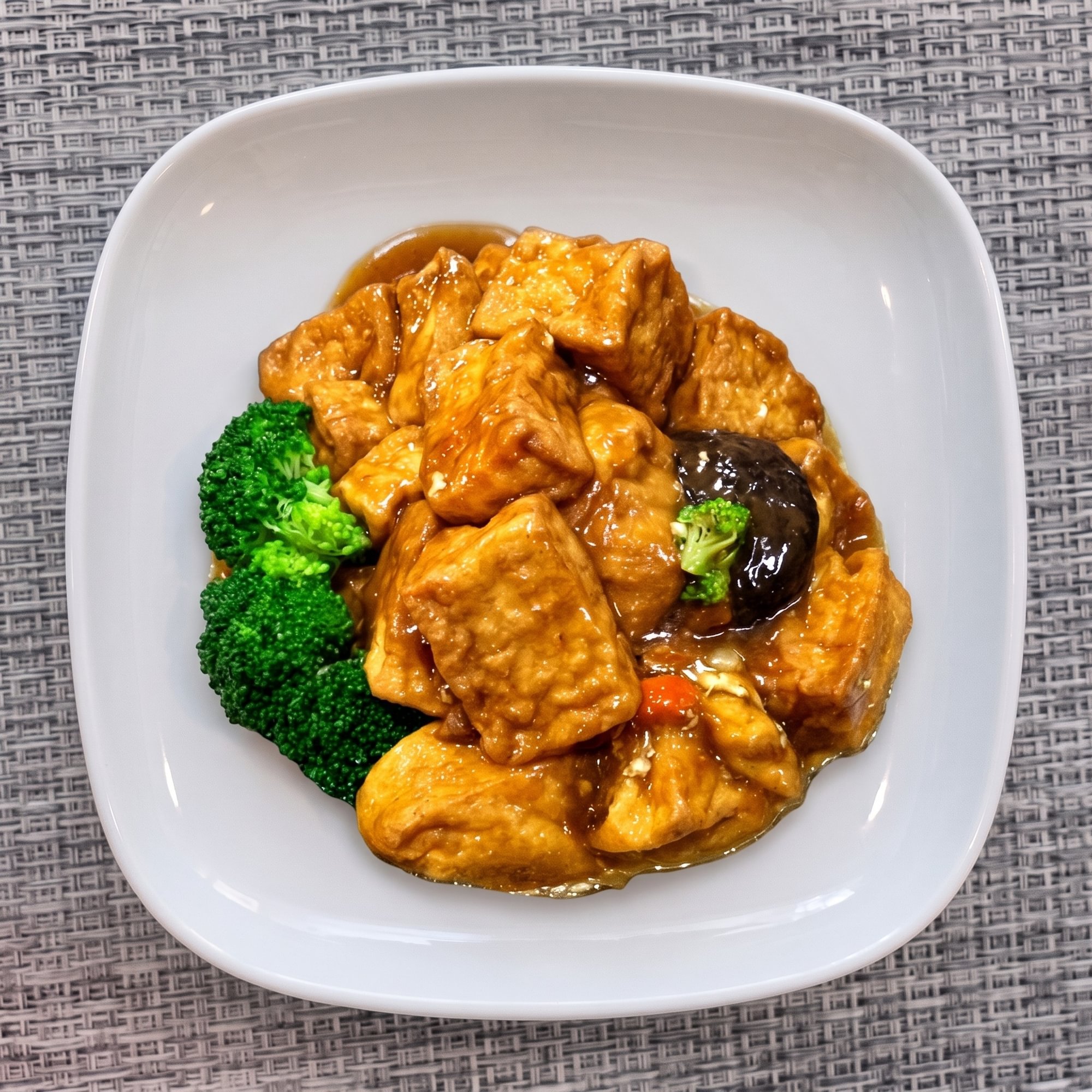 Braised Bean Curd / 紅燒豆腐